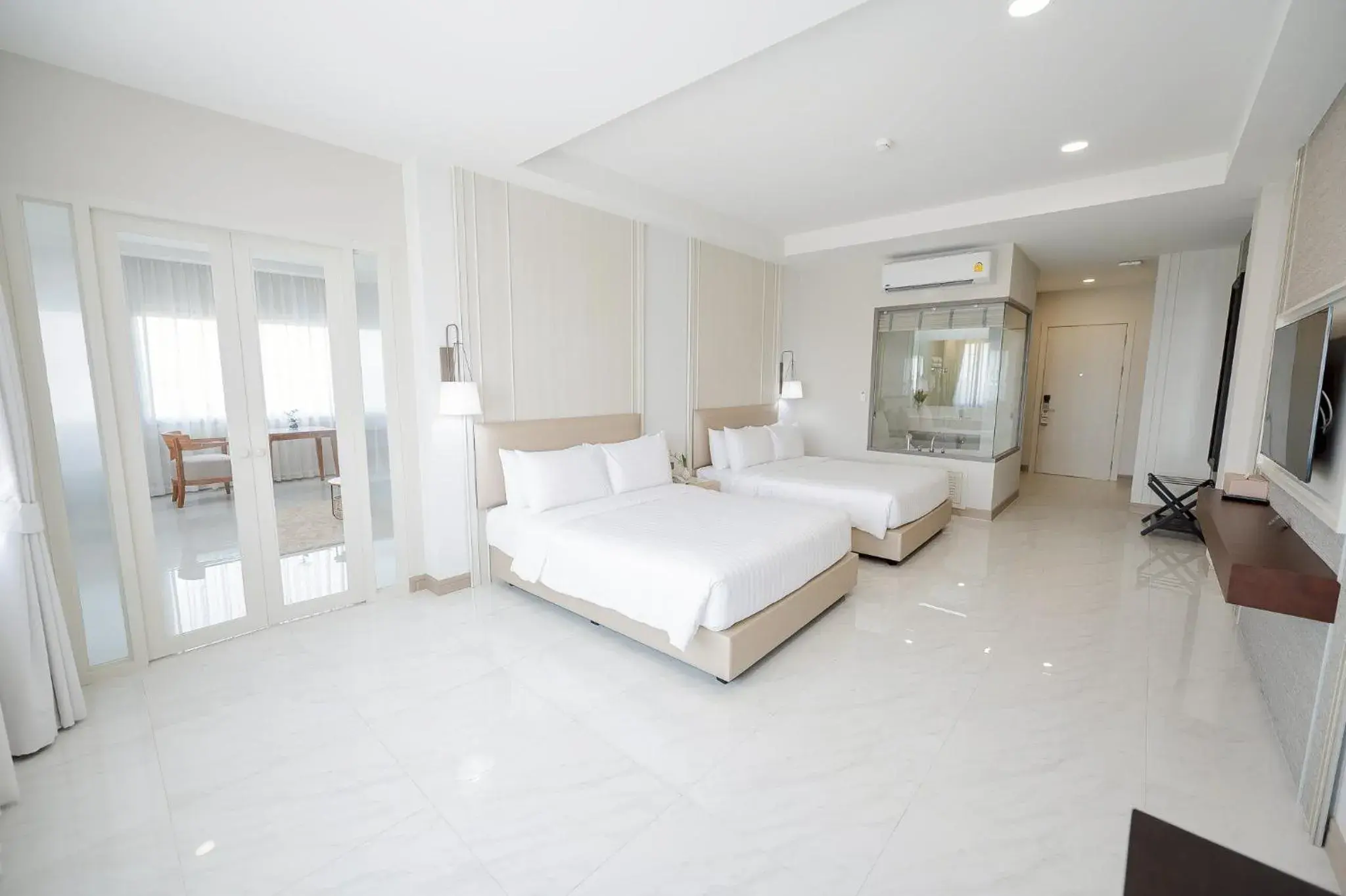 Deluxe Family Room in THE NAVY HOUSE HOTEL Deluxe Family Room in THE NAVY HOUSE HOTEL