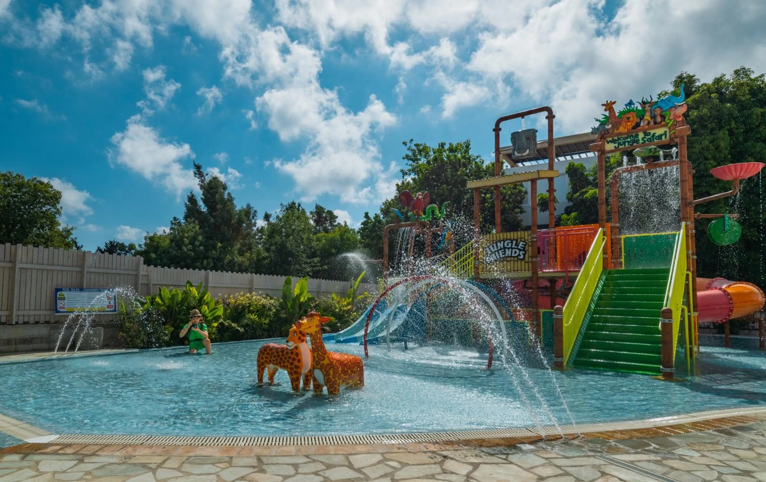 Aqua park in Mayfair Gardens
