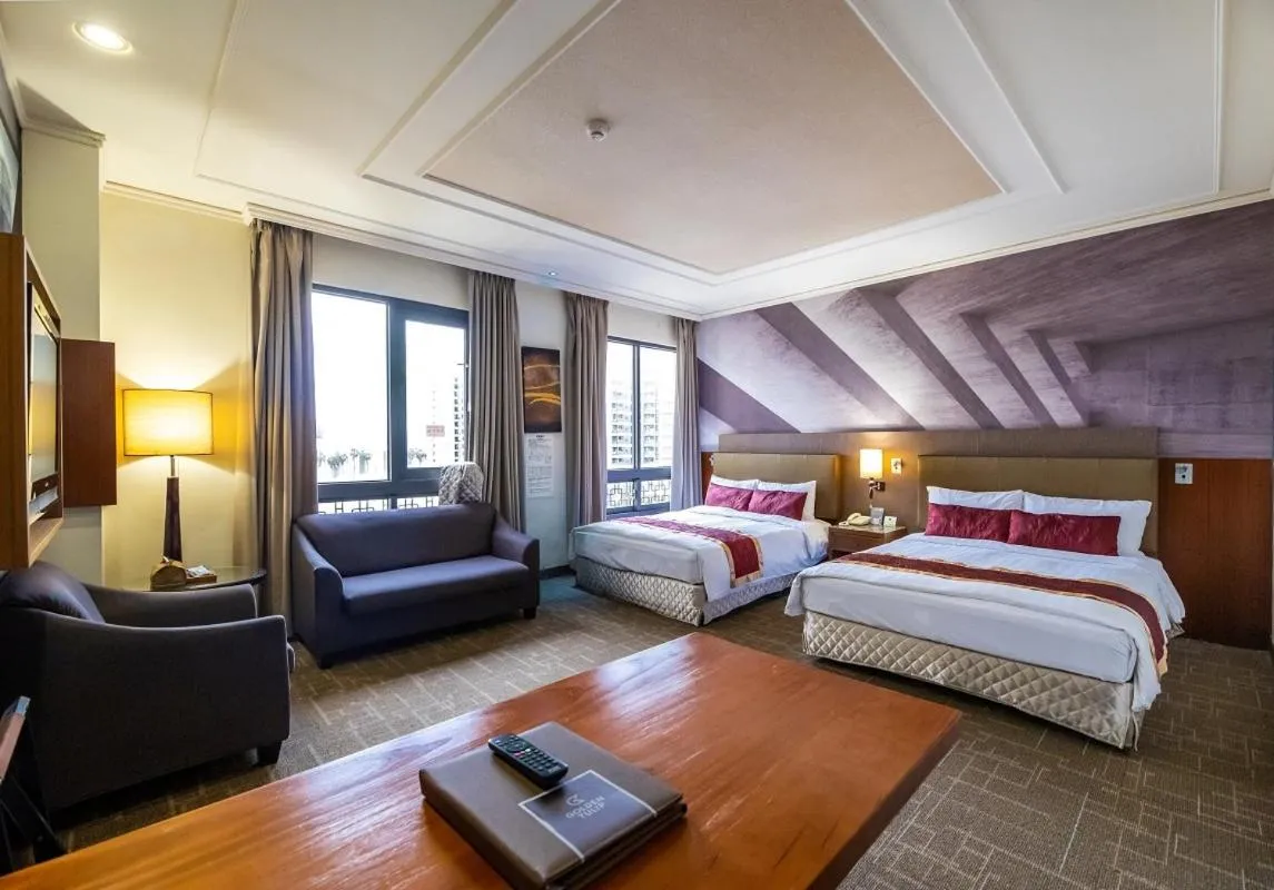 Photo of the whole room, Bed in Golden Tulip - Aesthetics