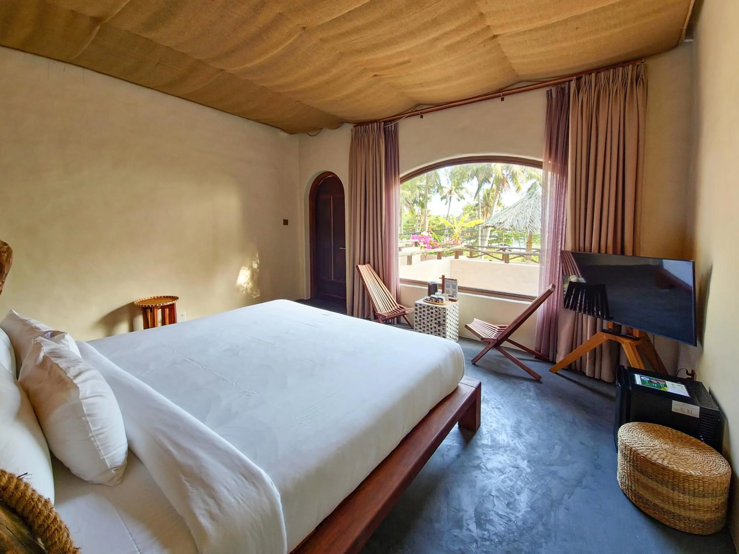 Bedroom, Bed in Red Sands Mui Ne