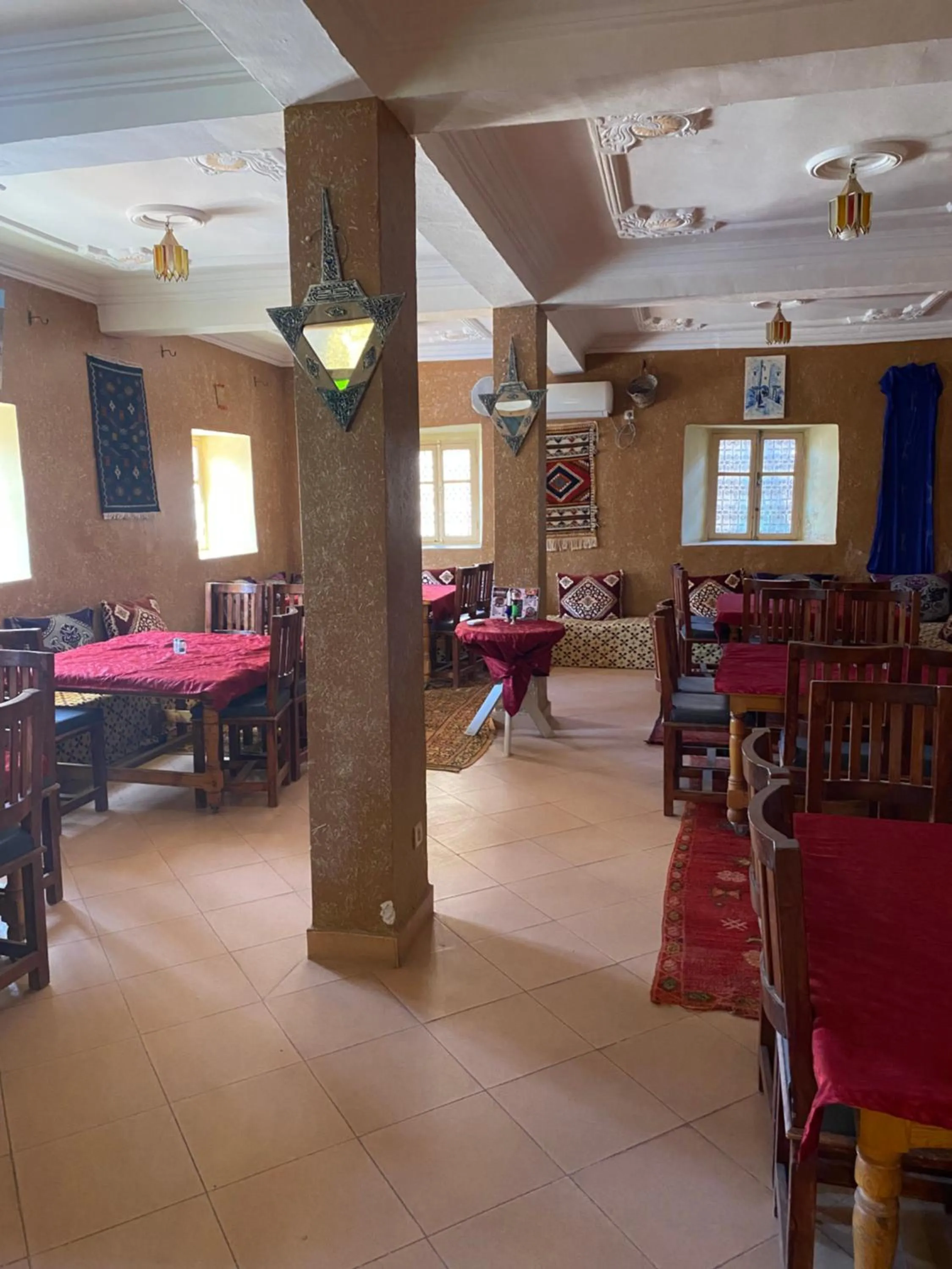 Restaurant/places to eat in La Baraka Auberge