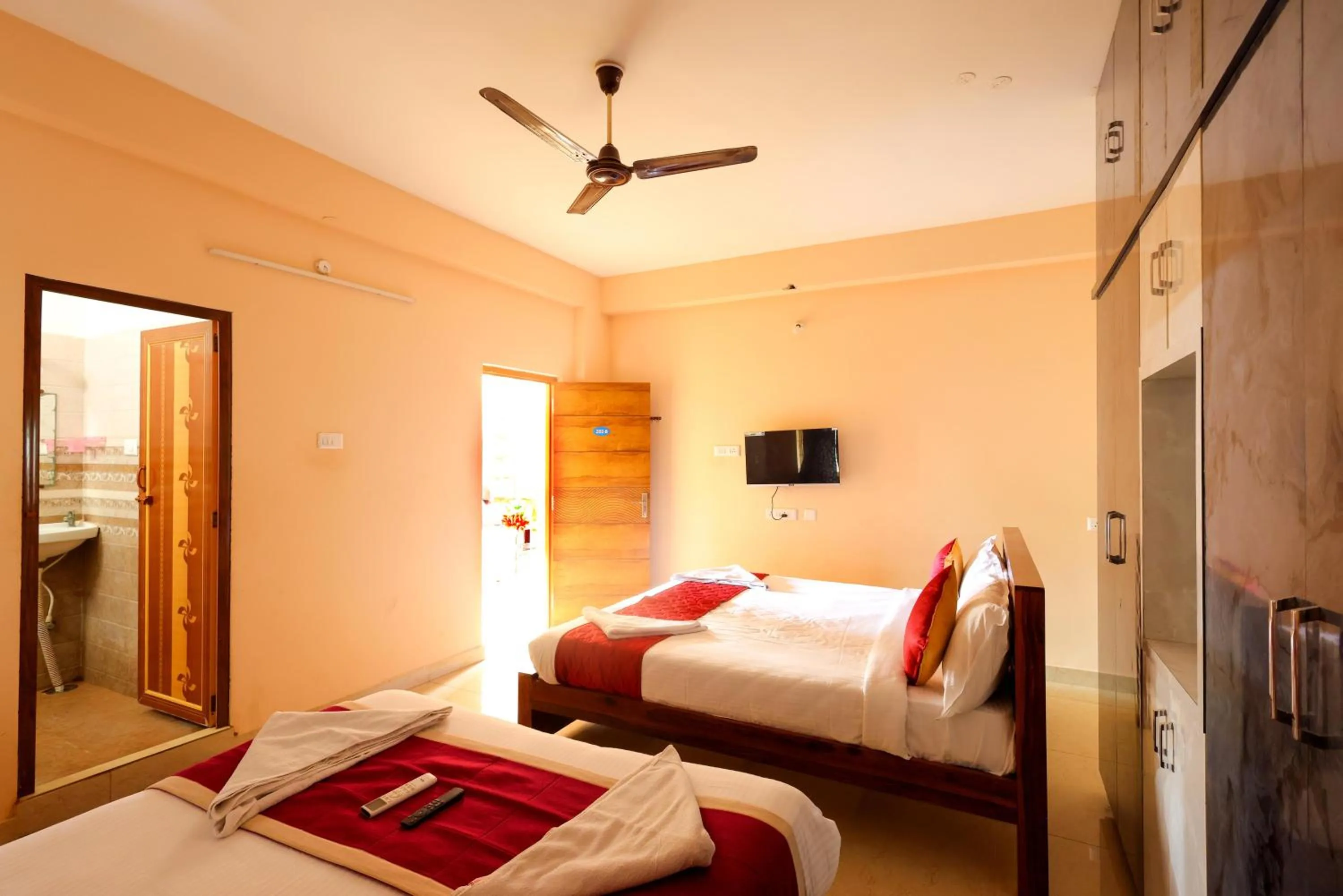 Bedroom, Bed in SBHS Homestay - Garudadri - Tirupati Bus Stand