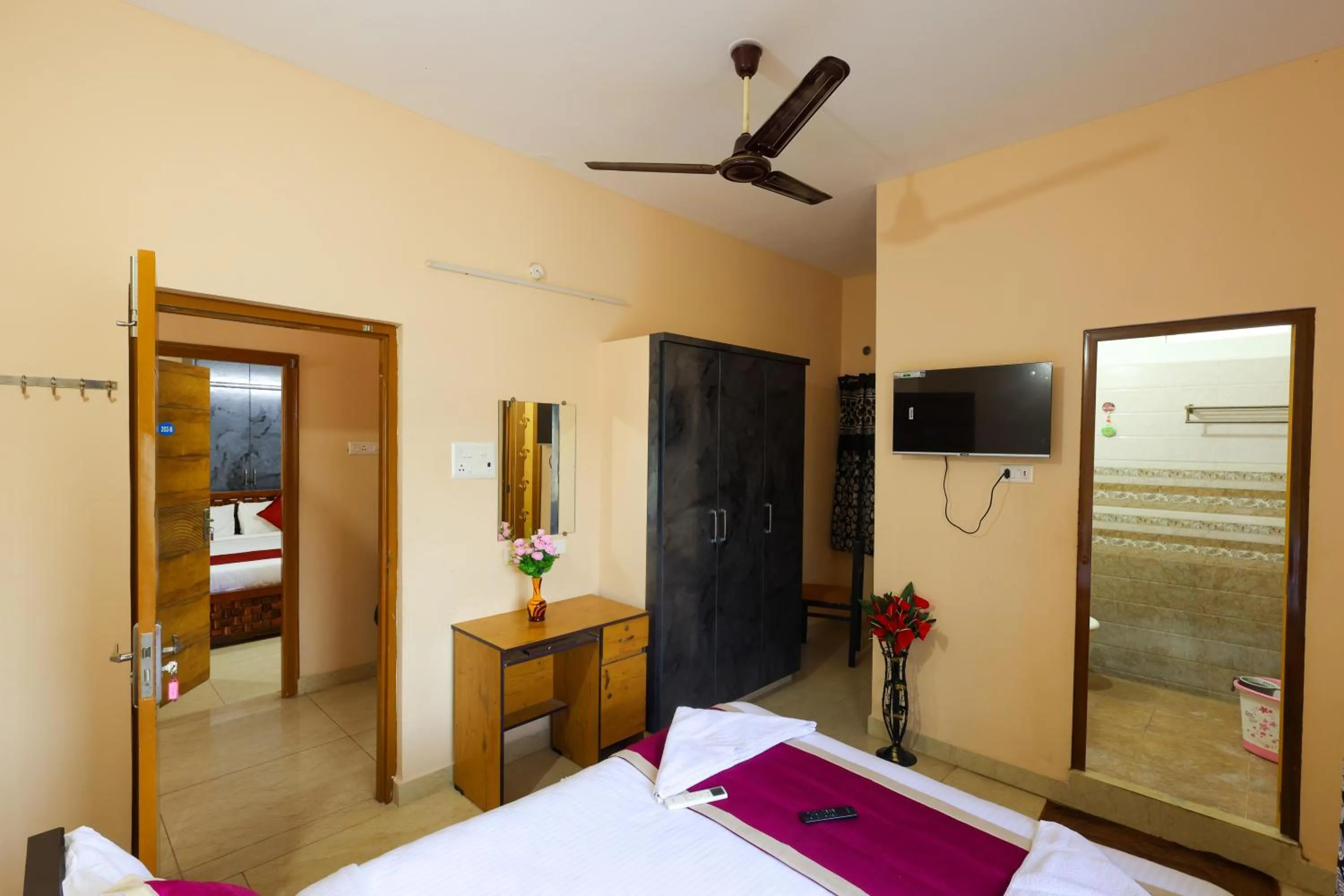 Bedroom, Bed in SBHS Homestay - Garudadri - Tirupati Bus Stand