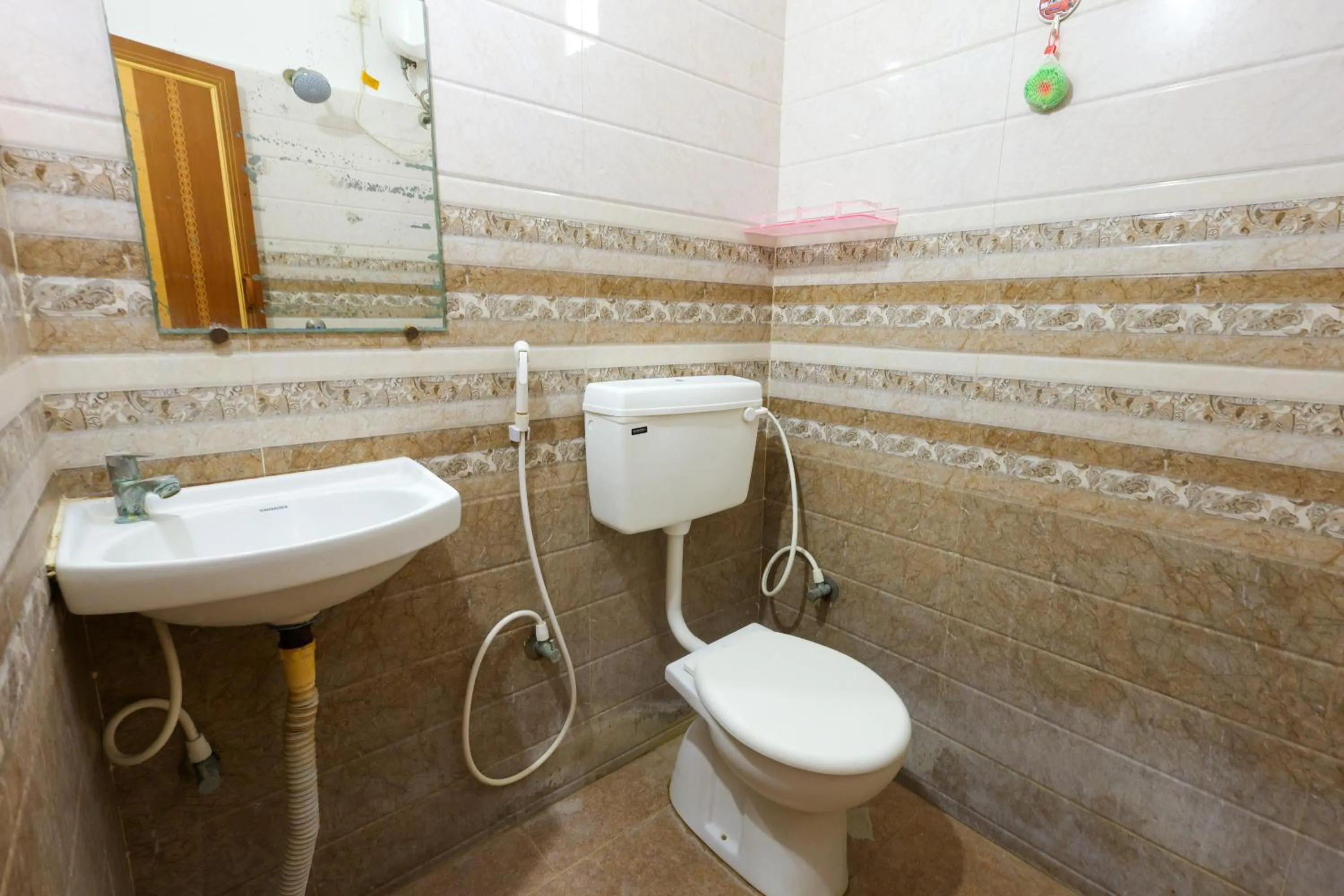 Toilet in SBHS Homestay - Garudadri - Tirupati Bus Stand