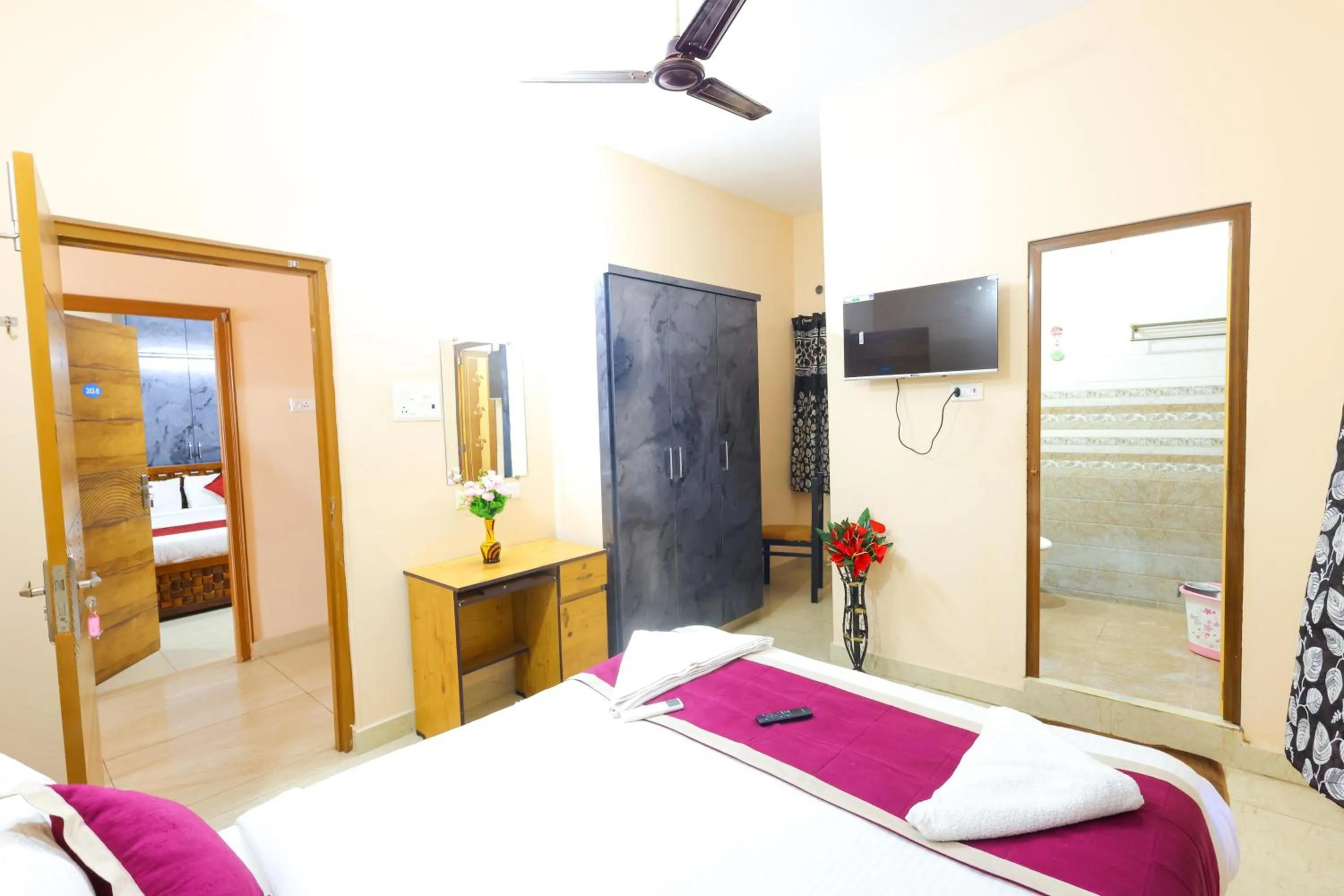 Bedroom, Bed in SBHS Homestay - Garudadri - Tirupati Bus Stand
