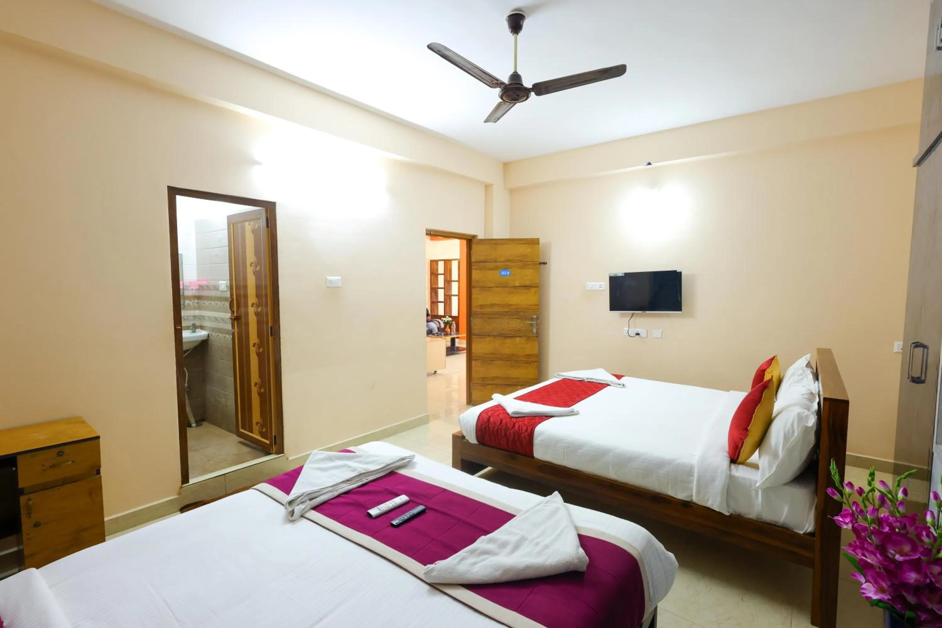 Bedroom, Bed in SBHS Homestay - Garudadri - Tirupati Bus Stand