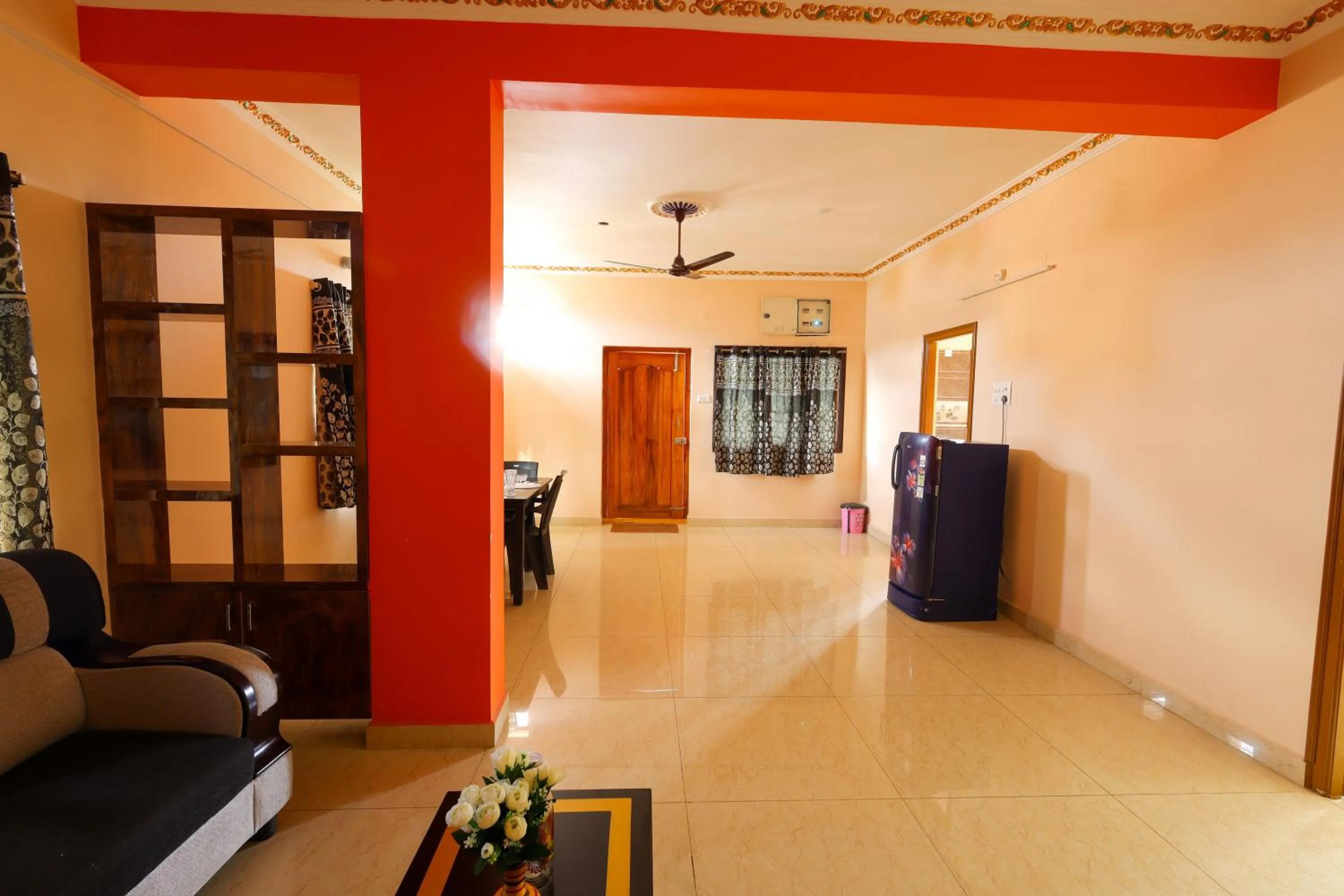 Living room in SBHS Homestay - Garudadri - Tirupati Bus Stand