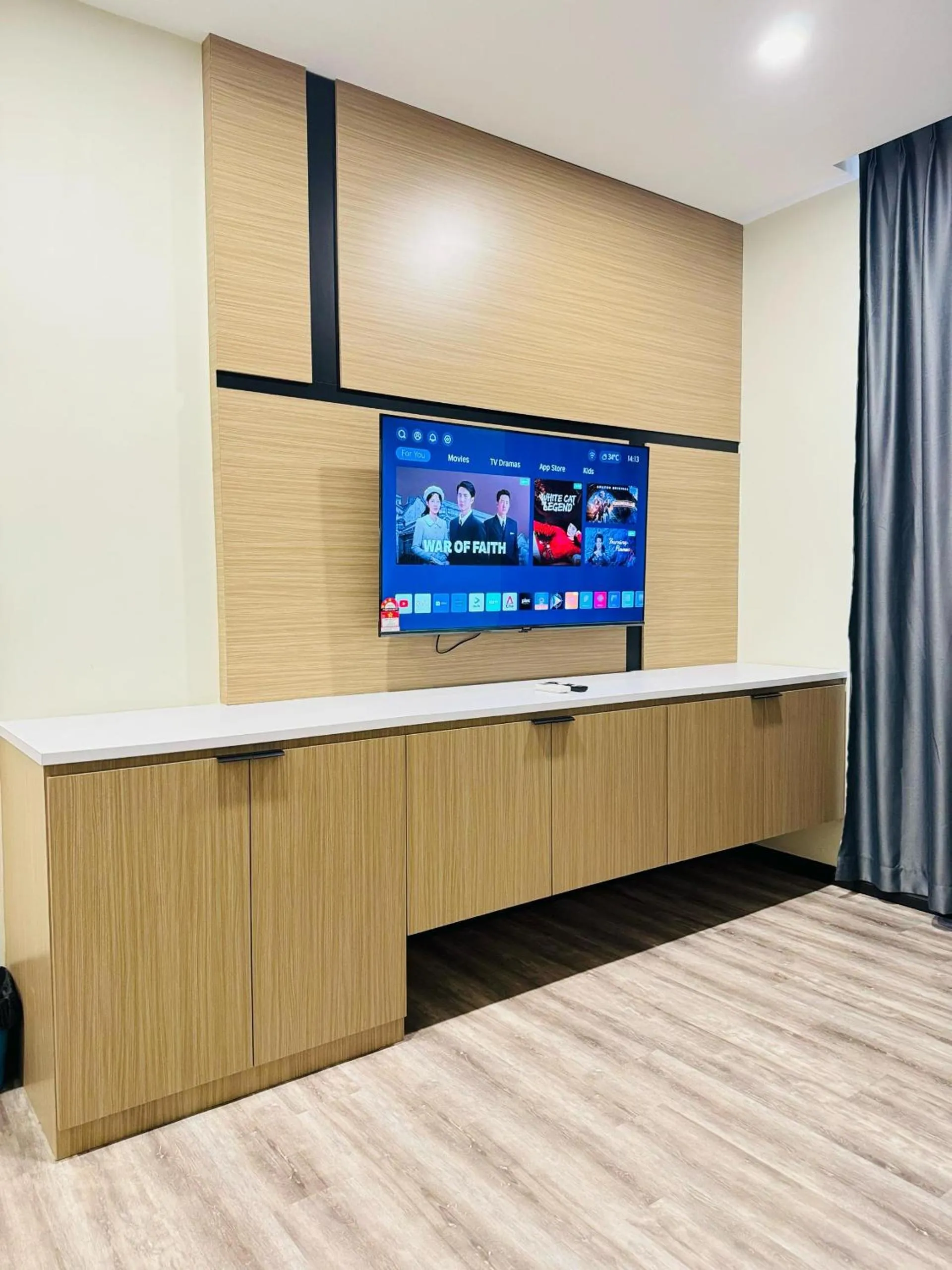 TV and multimedia in STAR HOTEL