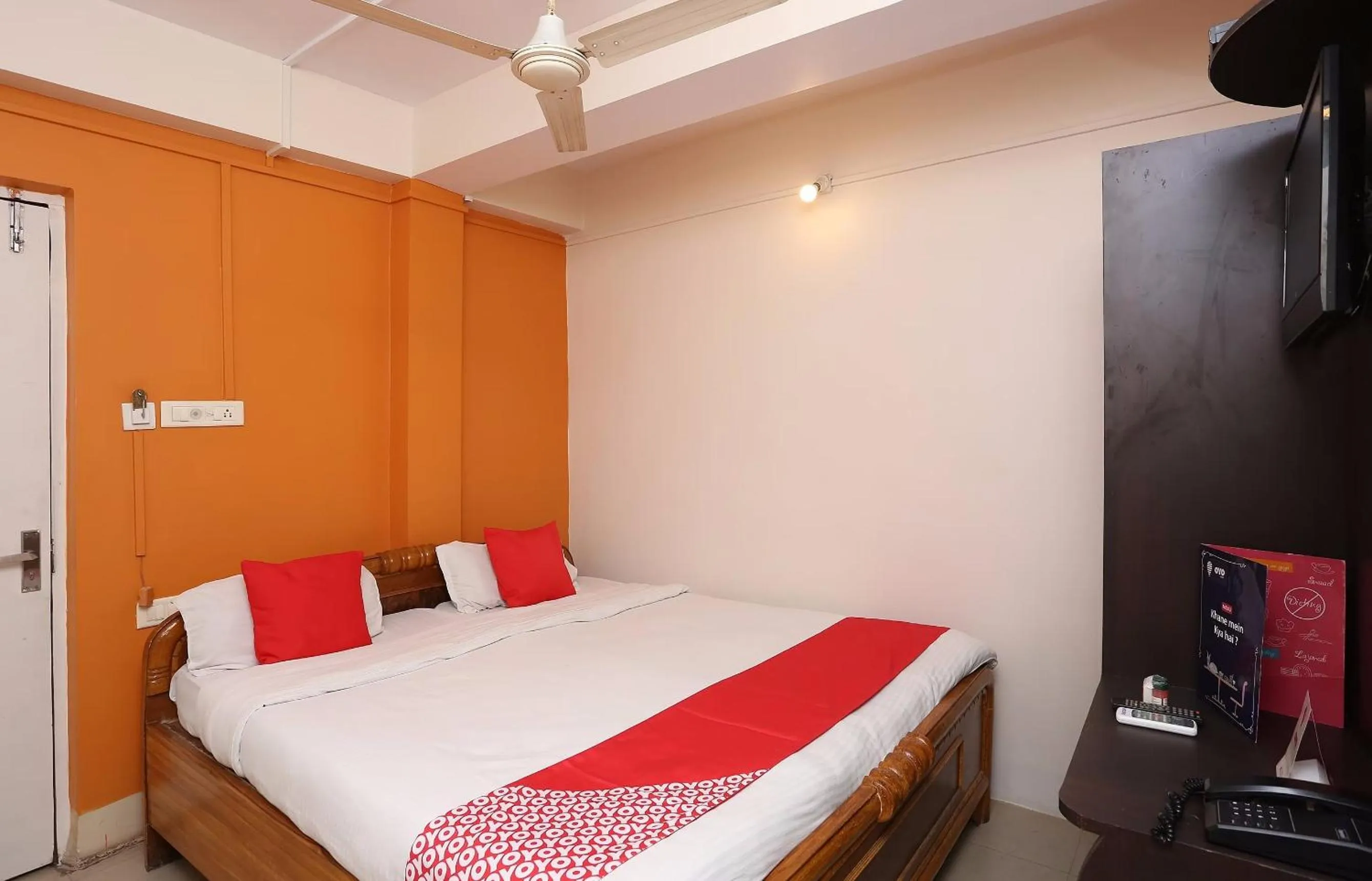 Bedroom, Bed in Hotel O New Mega Palace