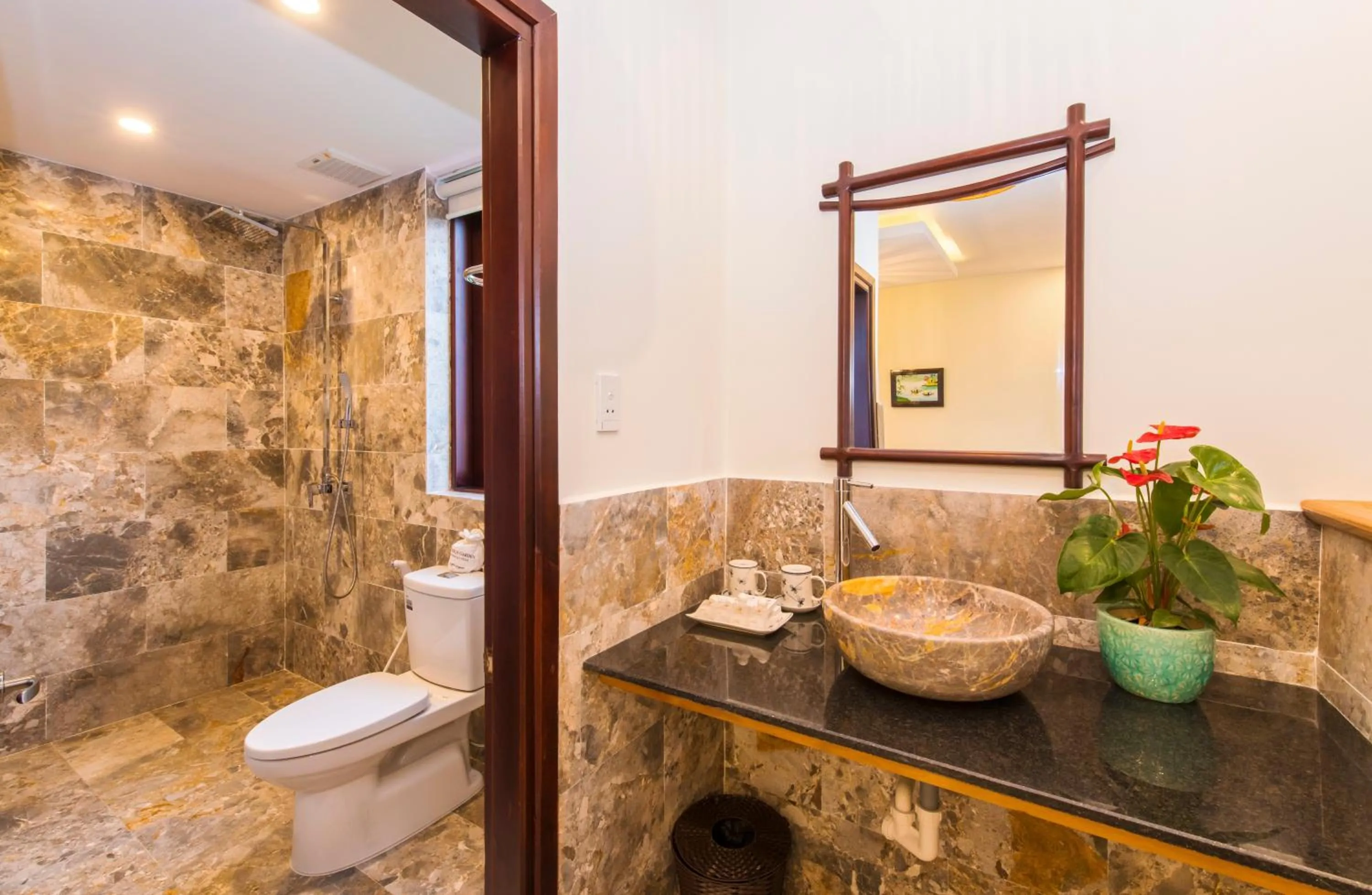 Toilet in Pomelo Garden Boutique Villa