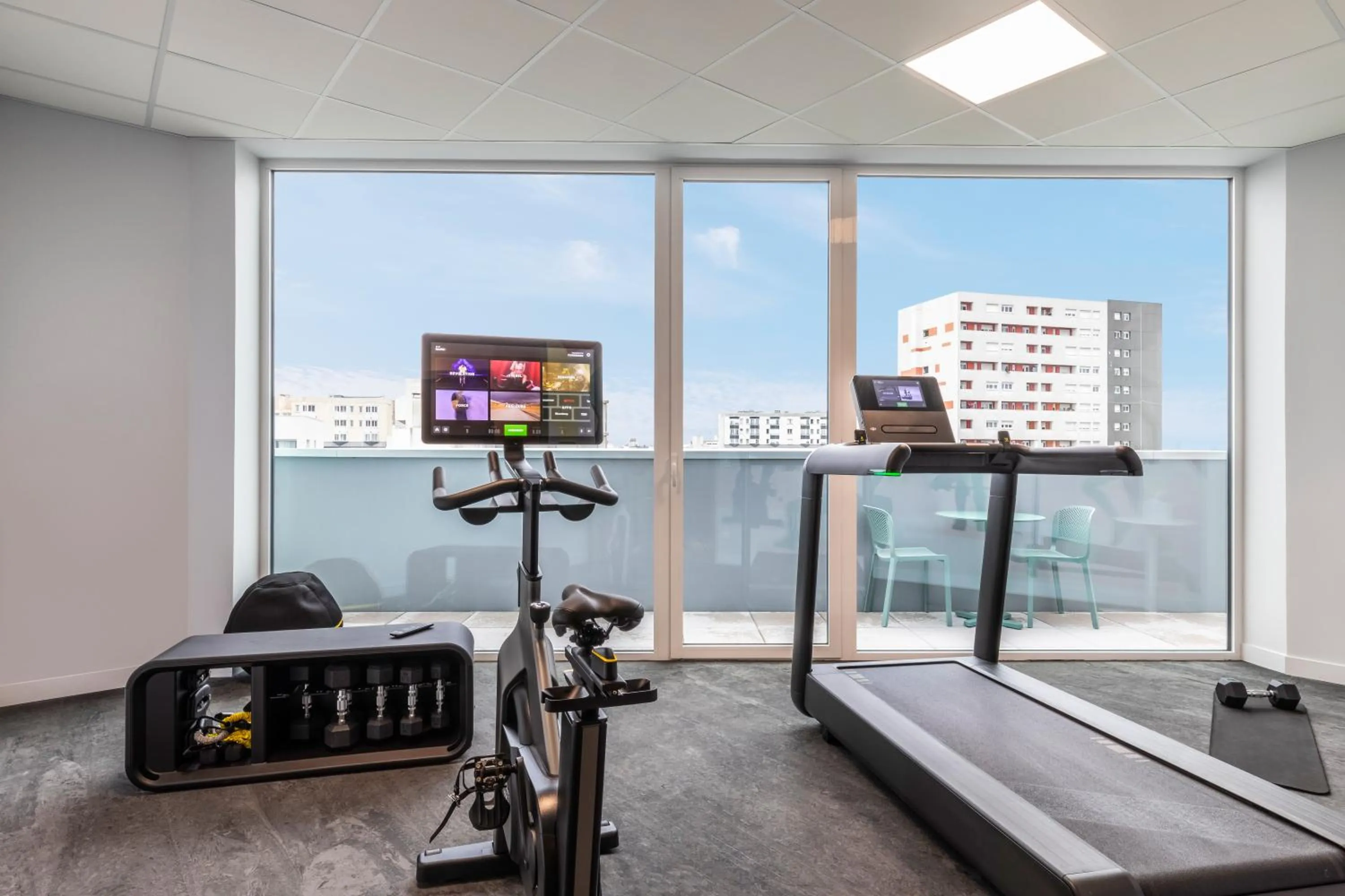 Fitness centre/facilities in ibis Styles Bezons Paris La Défense