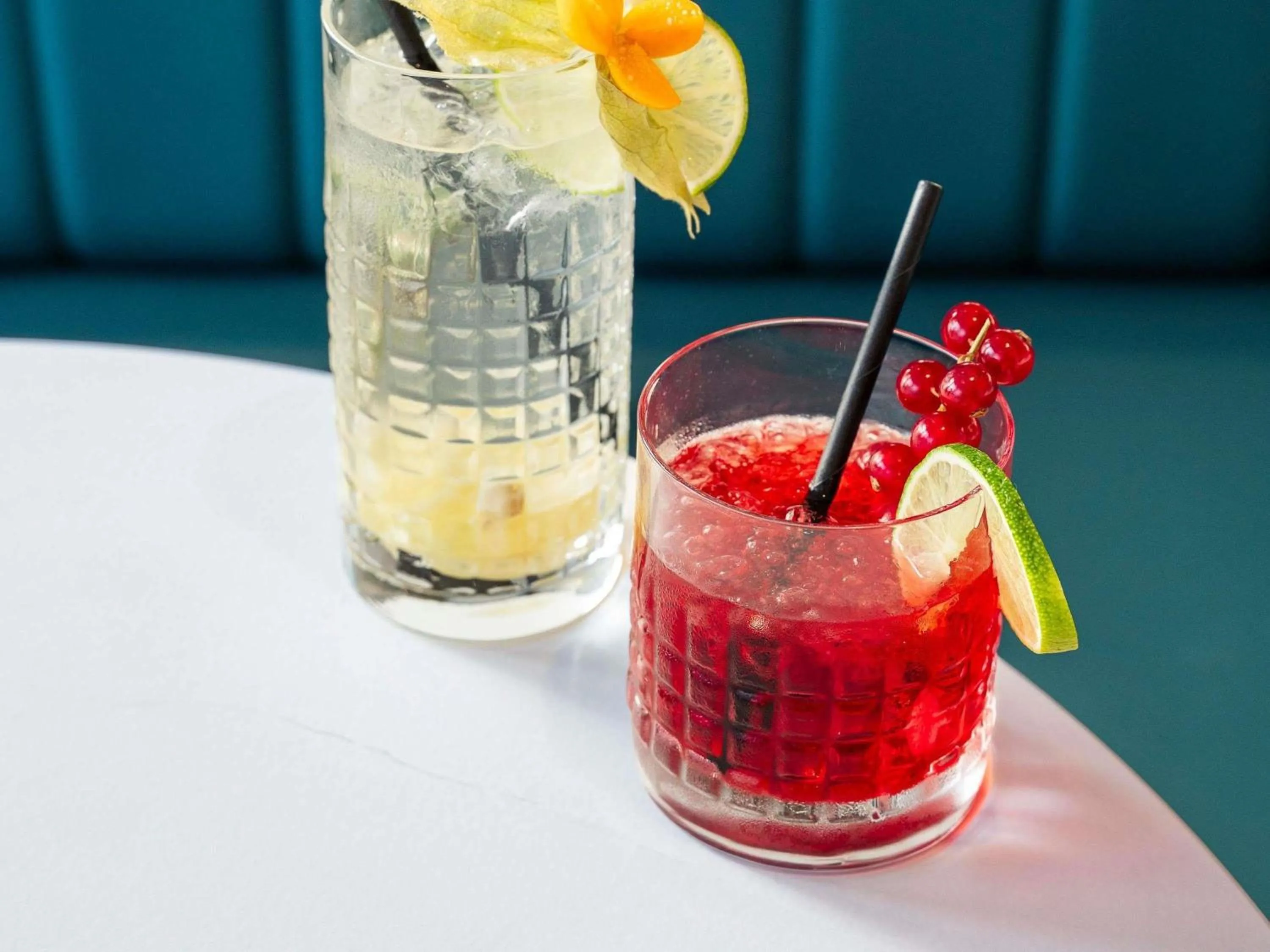 Lounge or bar in ibis Styles Bezons Paris La Défense