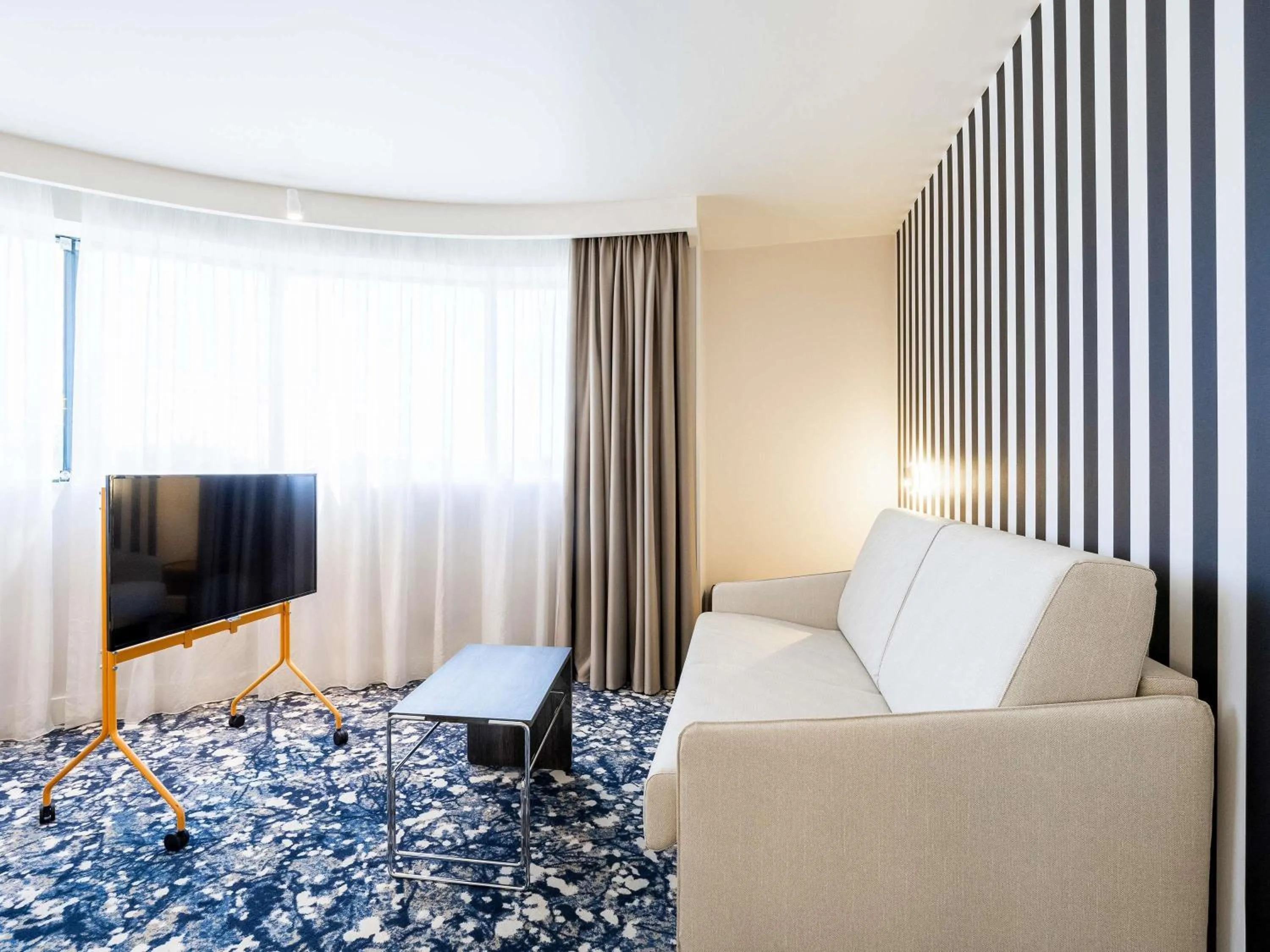 Bedroom, Bed in greet Hotel Paris 13 Porte d'Italie