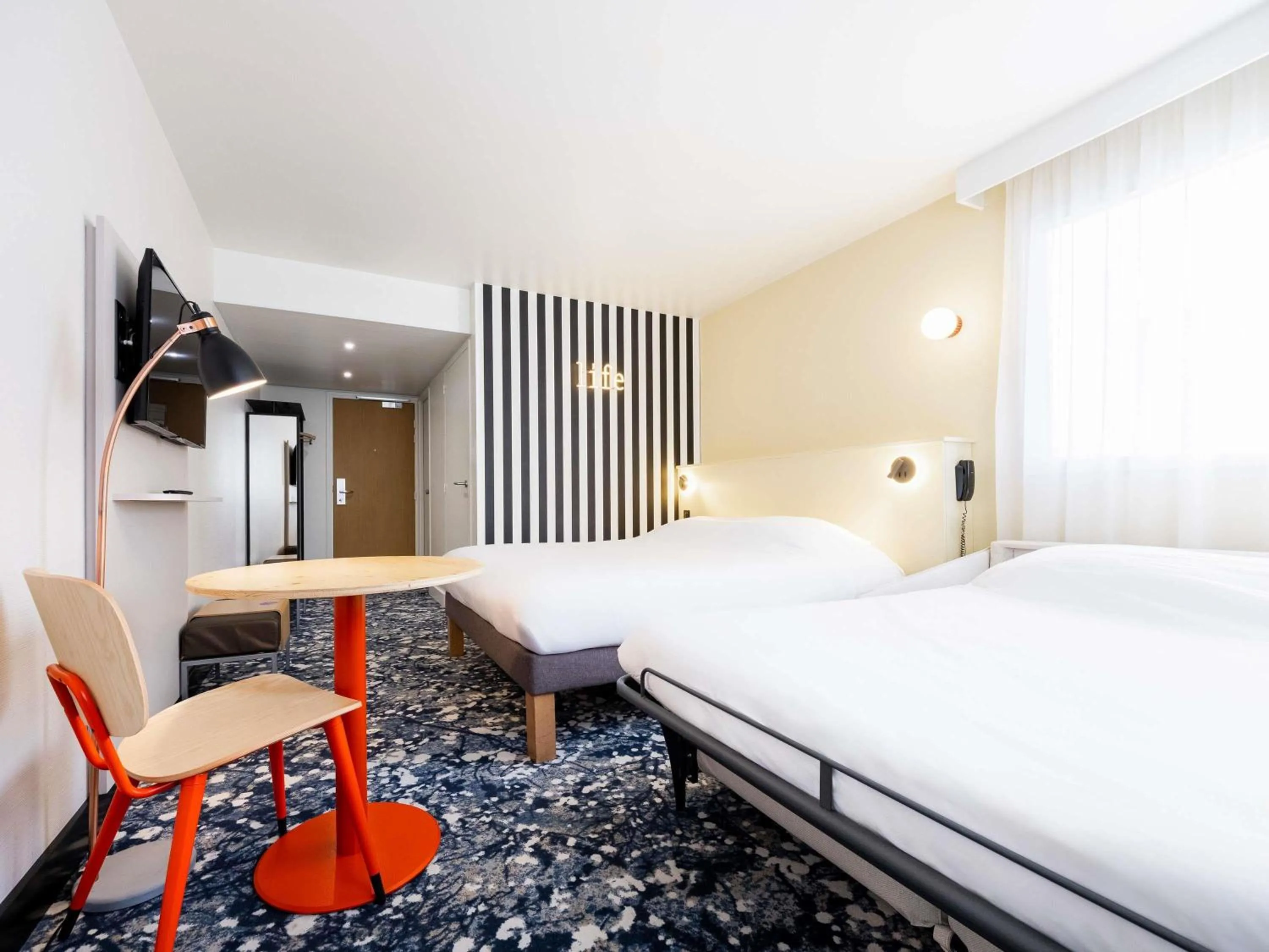 Bedroom, Bed in greet Hotel Paris 13 Porte d'Italie