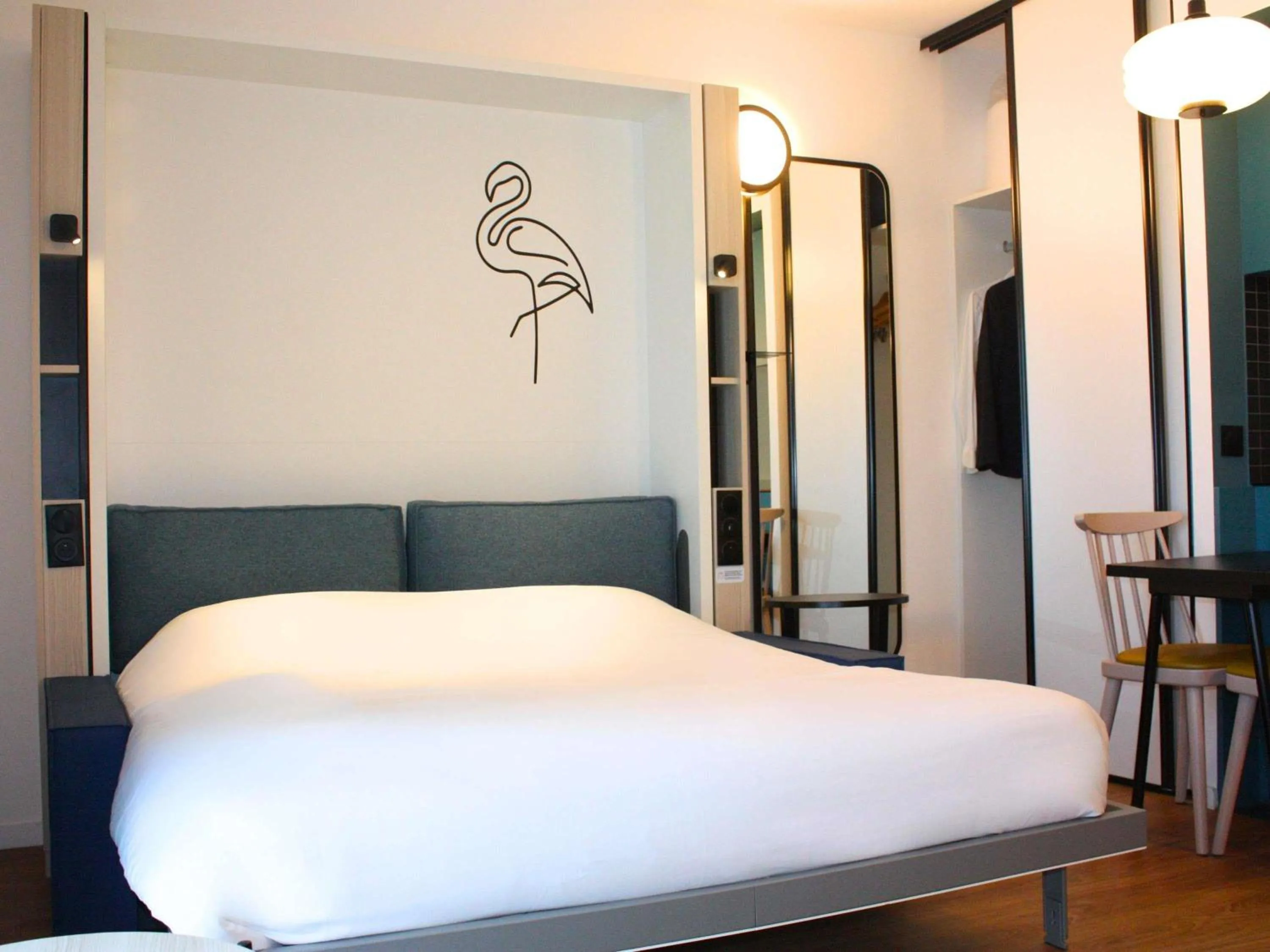 Bedroom, Bed in Aparthotel Adagio Access Porte de Camargue