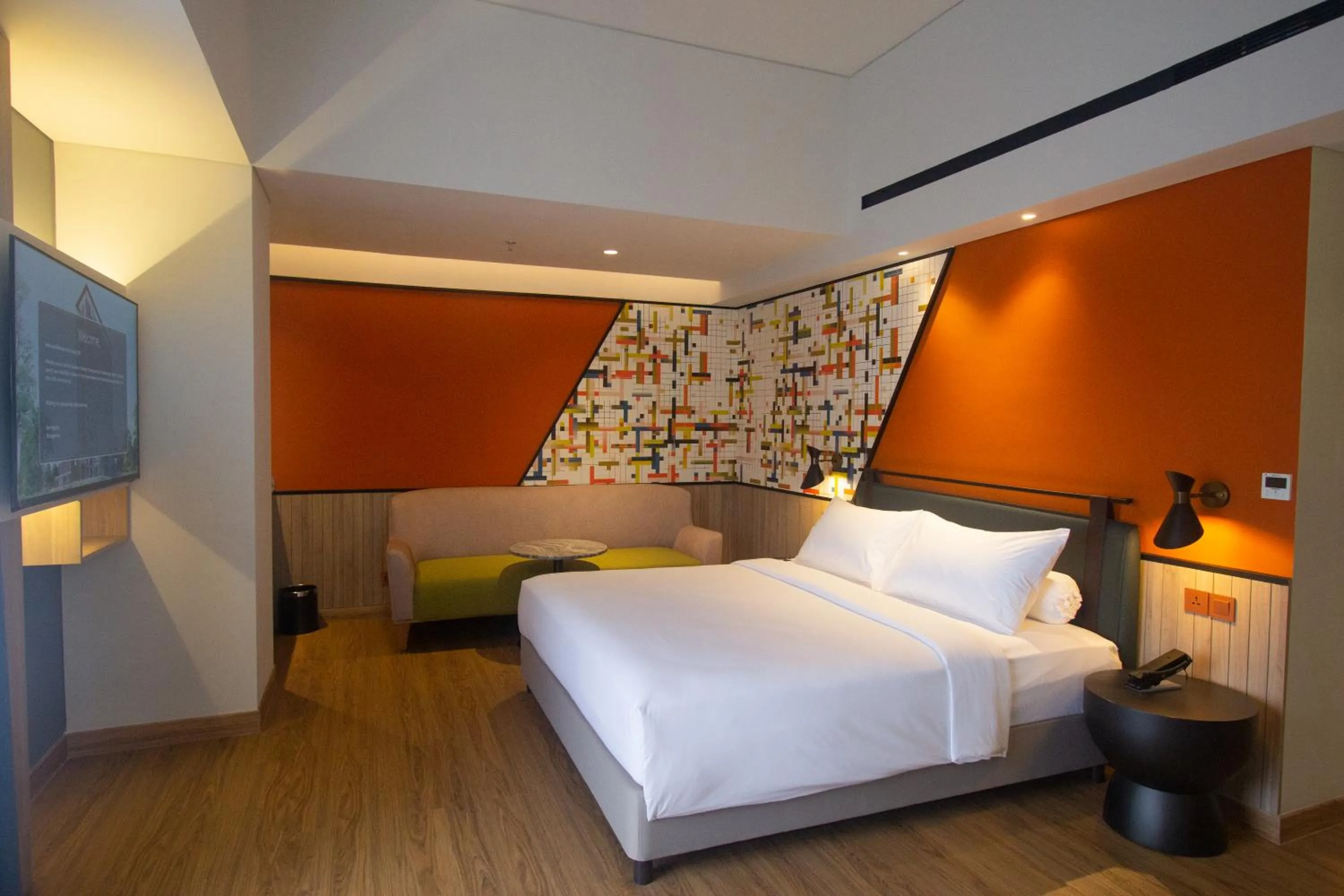 Bedroom, Bed in ibis Styles Serpong BSD City