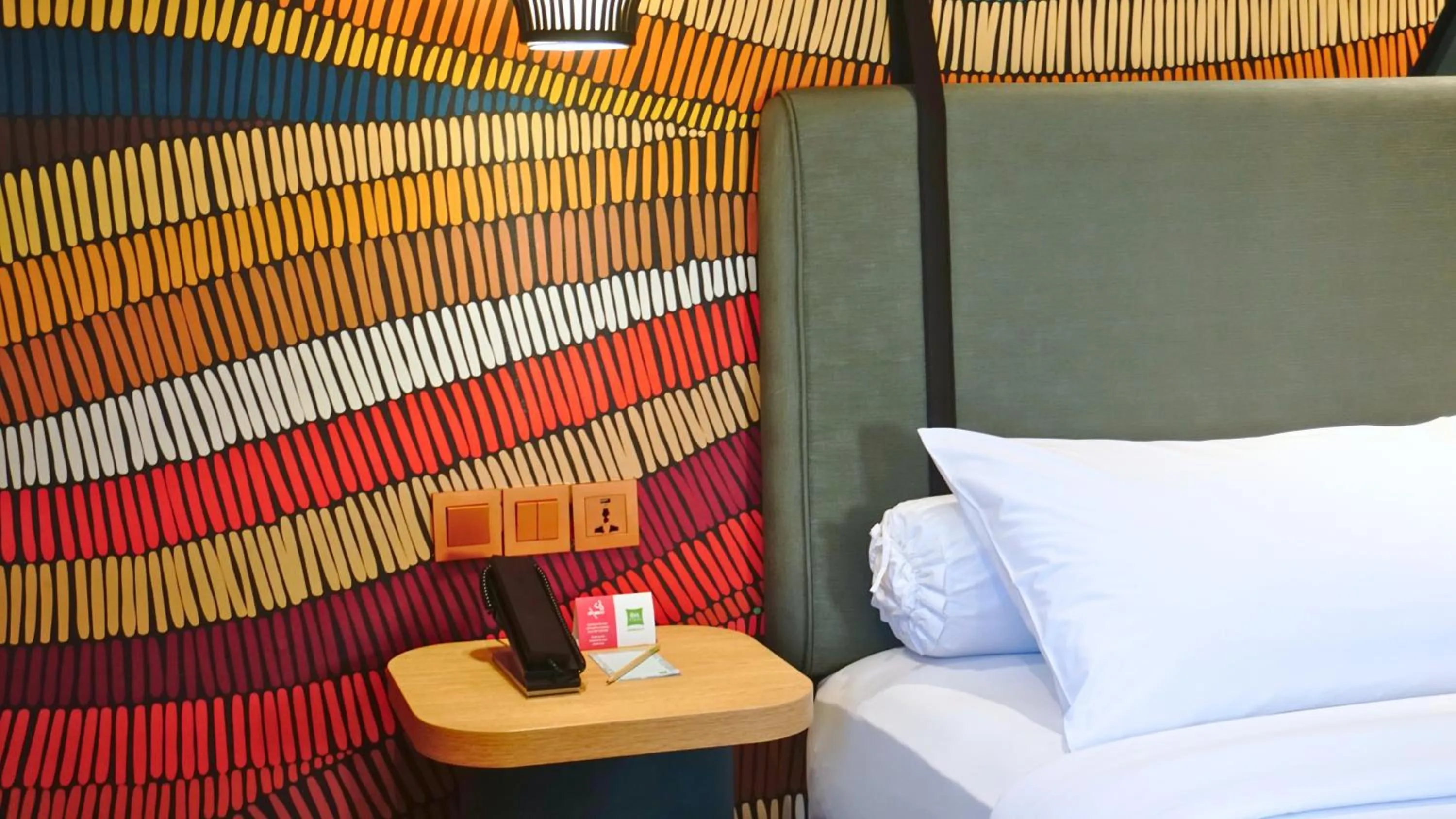 Bed in ibis Styles Serpong BSD City