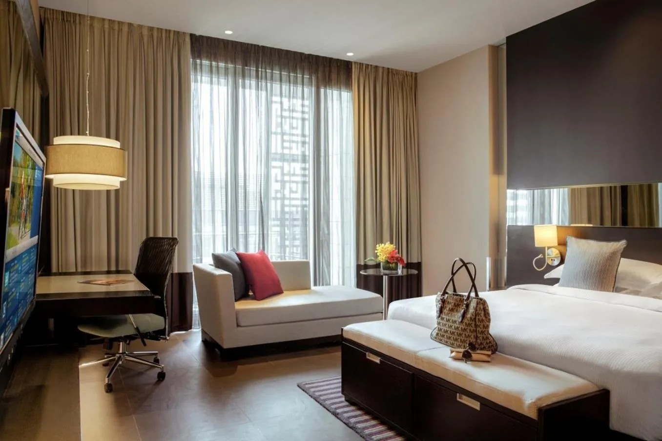 Photo of the whole room, Bed in The Abdali Boulevard Hotel