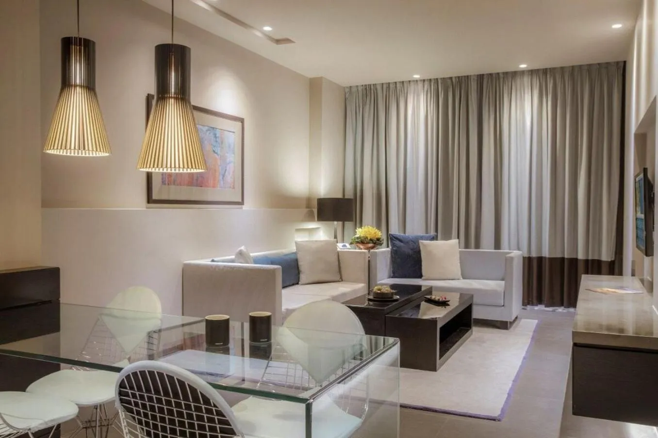 Bedroom in The Abdali Boulevard Hotel