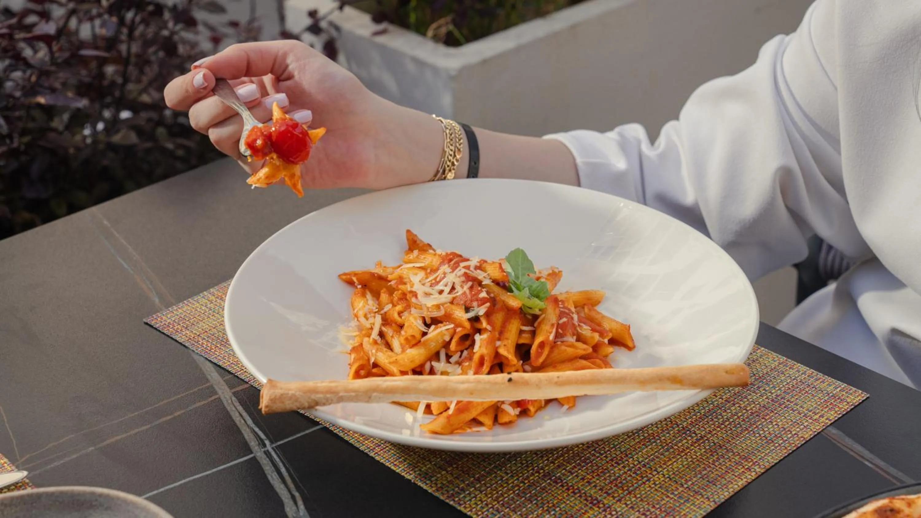 Restaurant/places to eat in The Abdali Boulevard Hotel