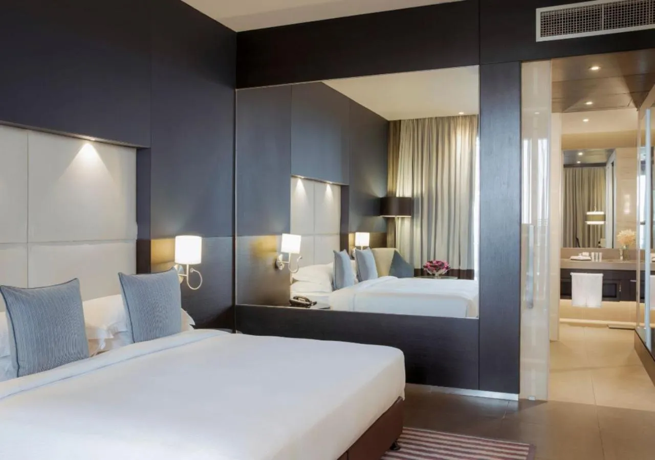 Bedroom, Bed in The Abdali Boulevard Hotel