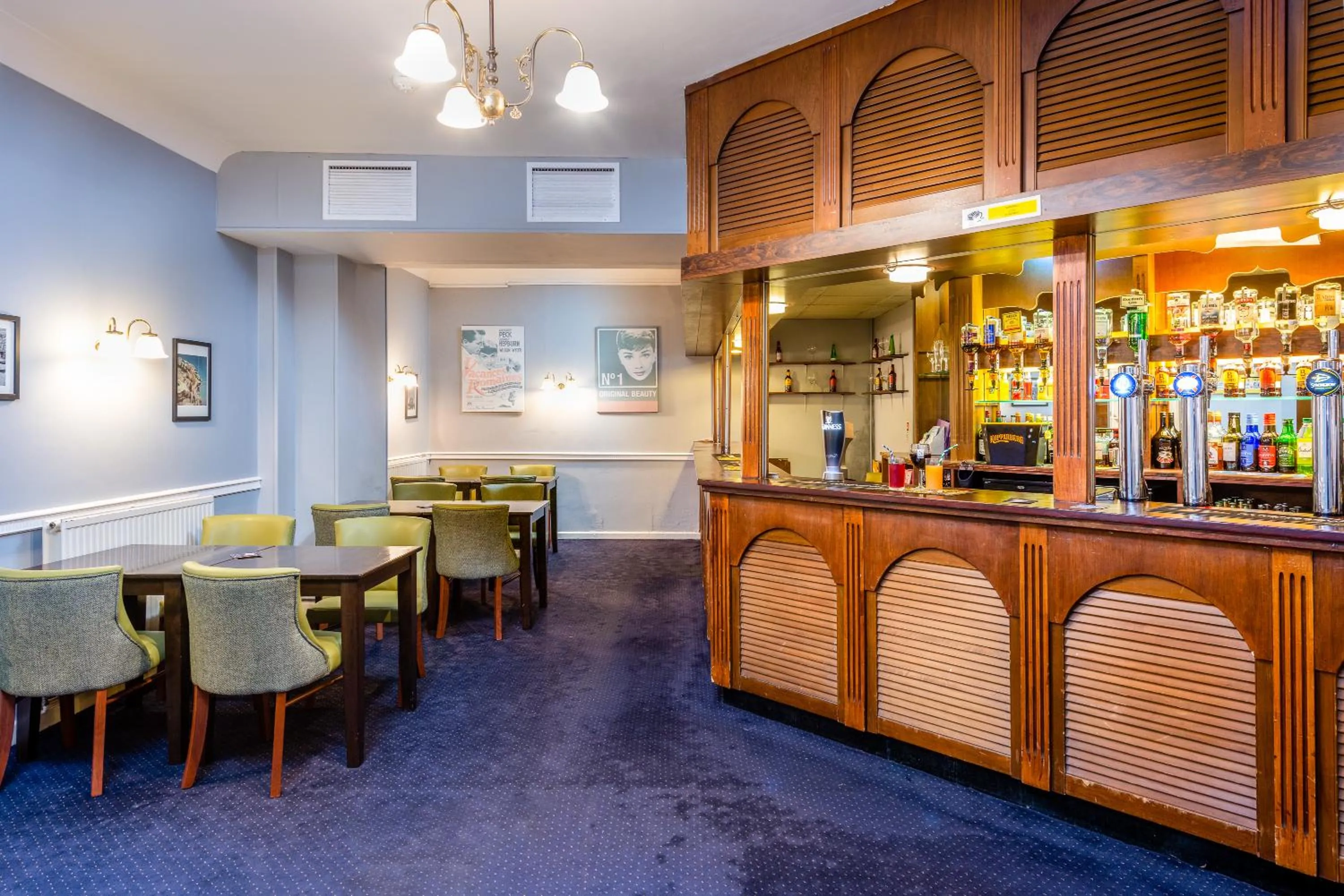 Lounge or bar in Imperial Hotel