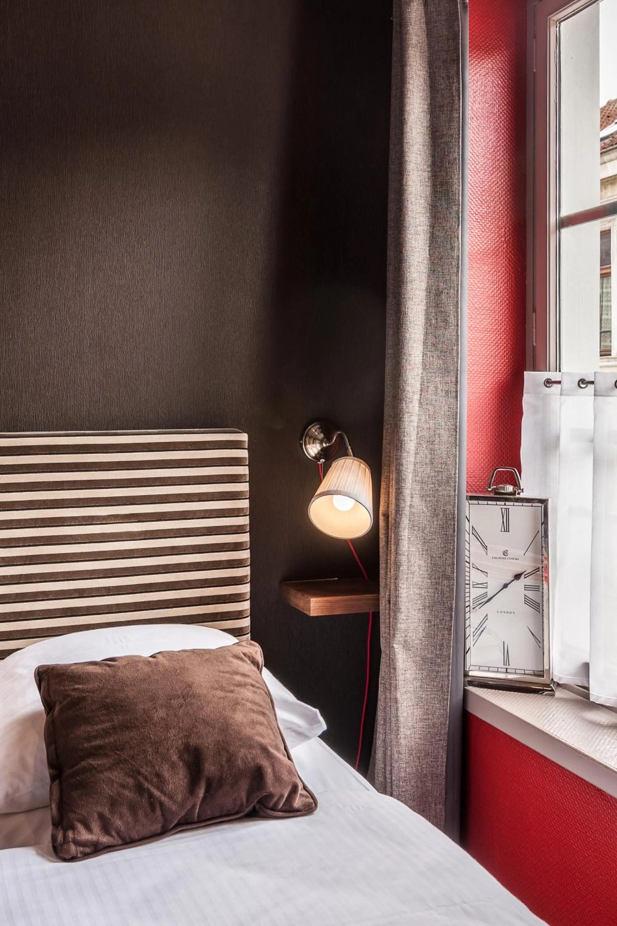 Decorative detail, Bed in Le 84 Sainte-Cath'