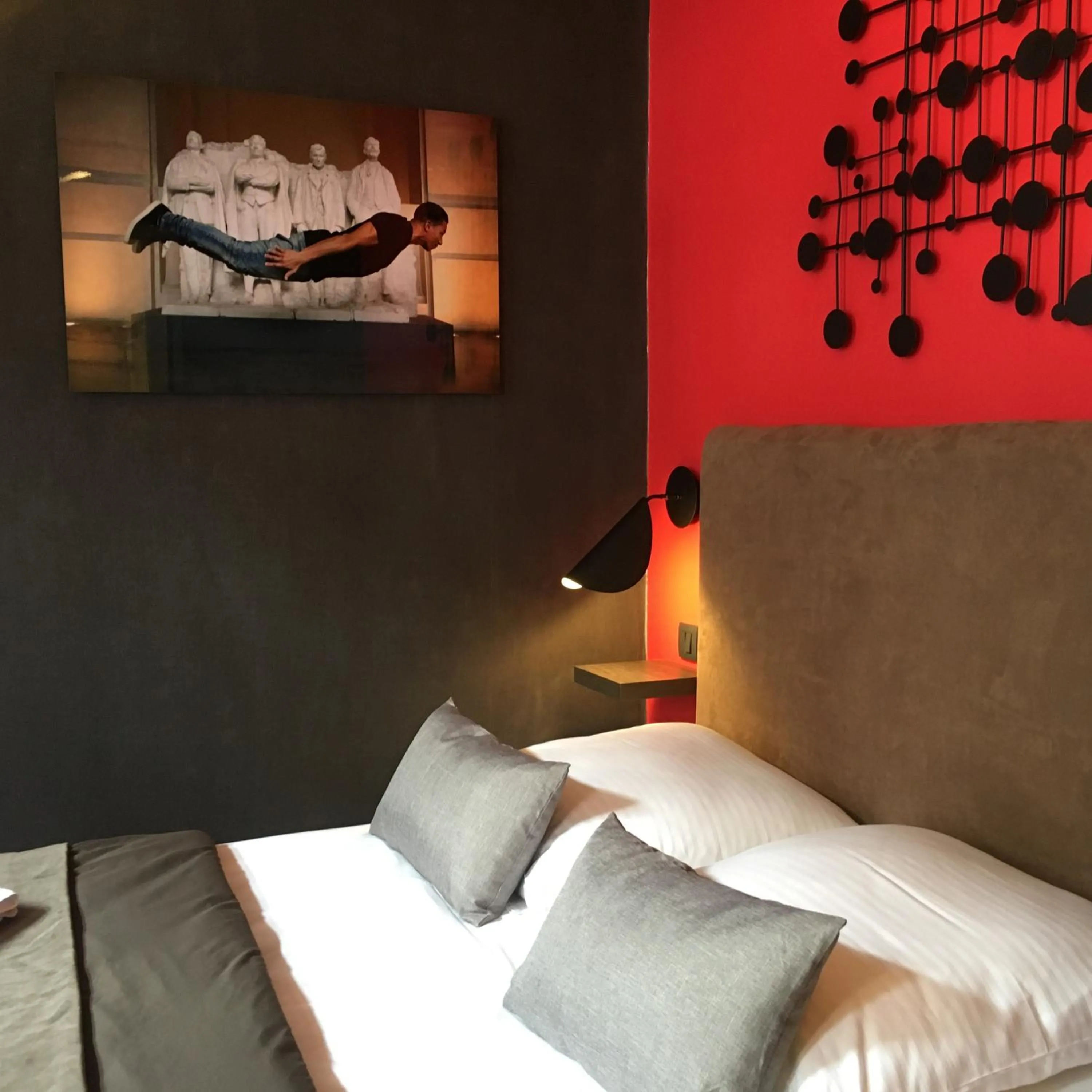 Bed in Le 84 Sainte-Cath'