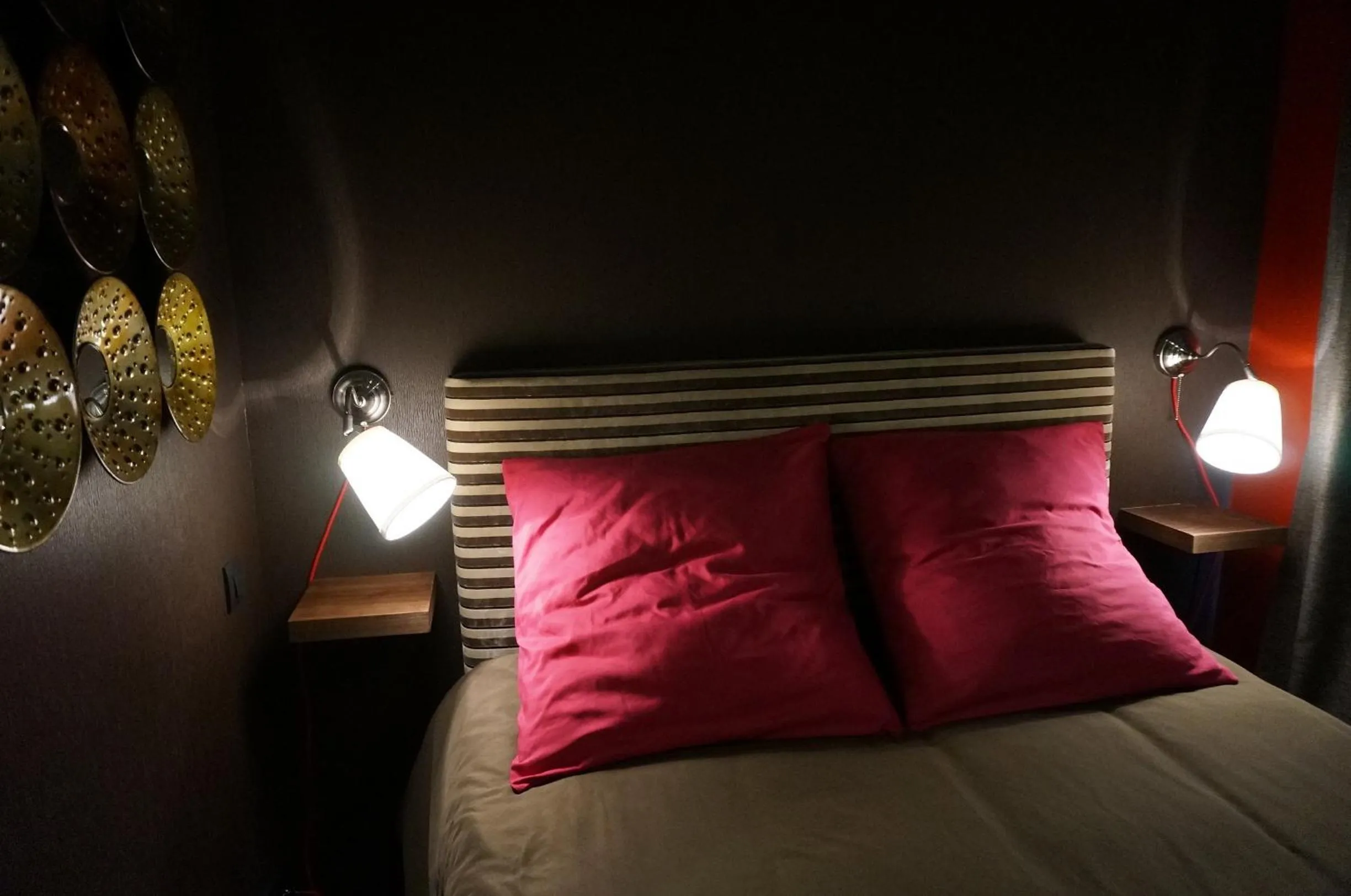 Bedroom, Bed in Le 84 Sainte-Cath'