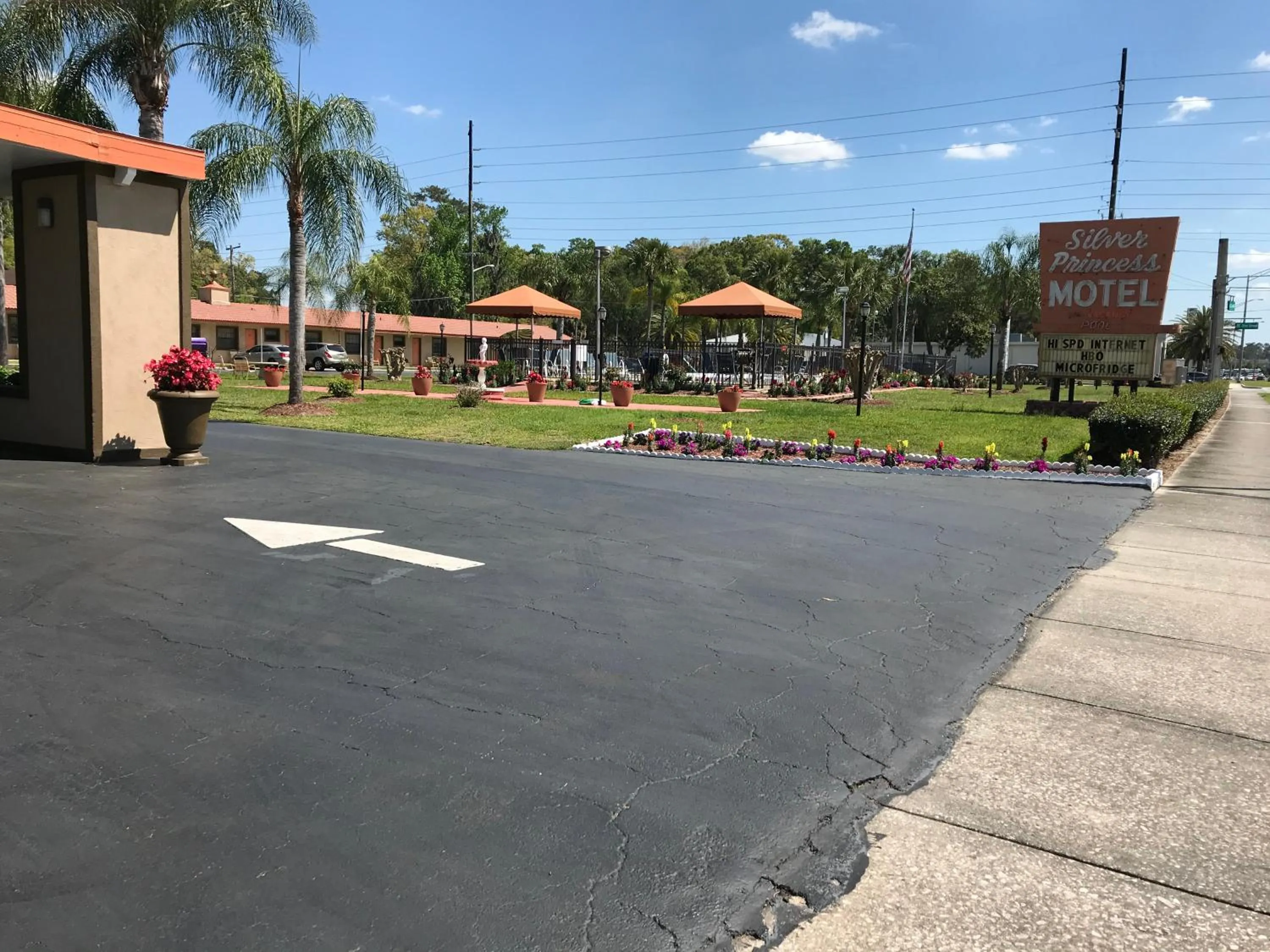 Silver Princess Motel