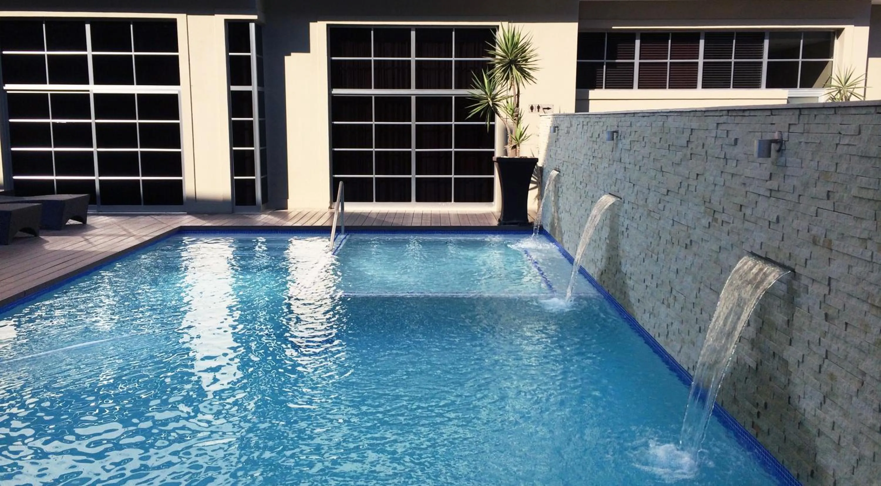 Swimming pool in Afrin Prestige Hotel