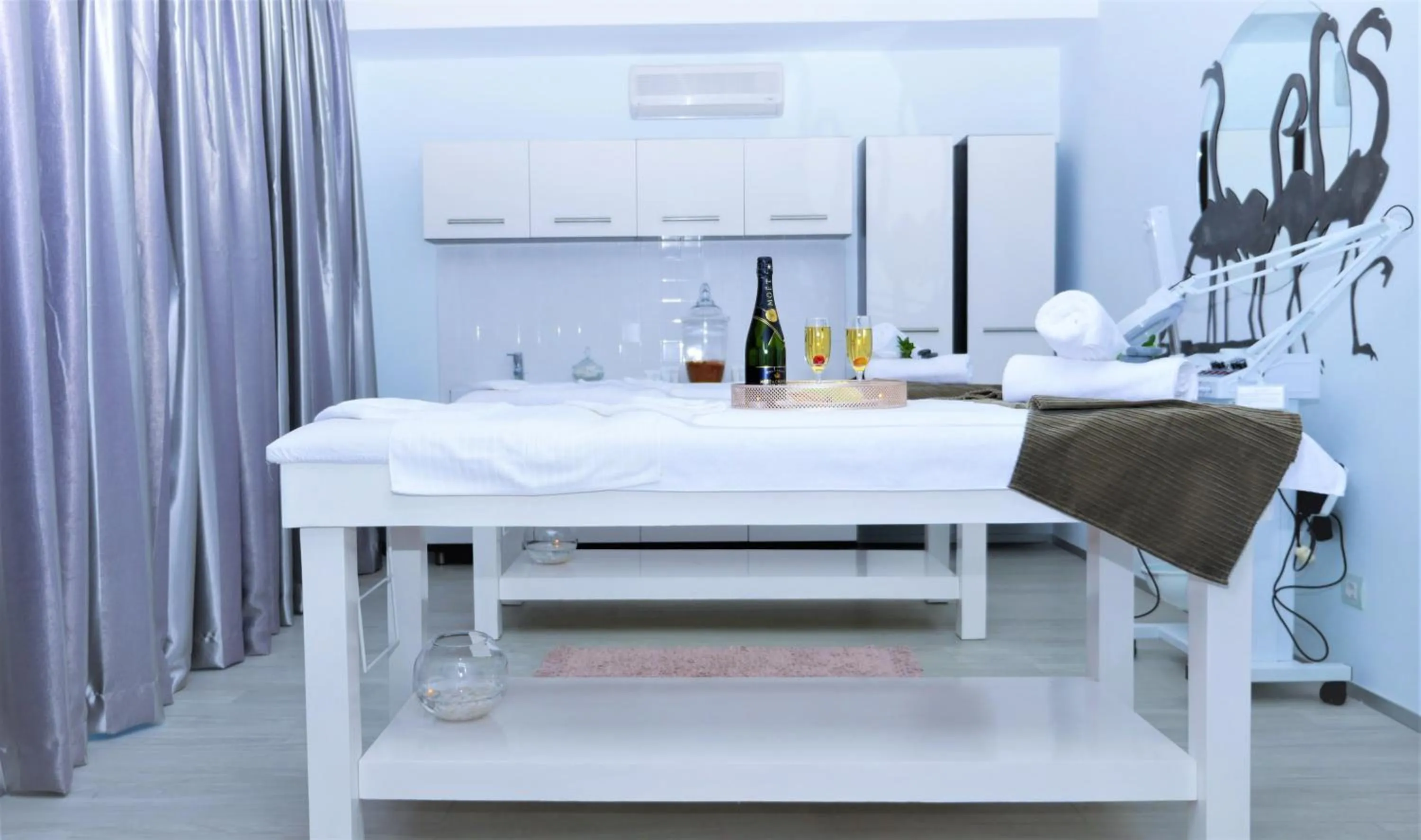 Massage, Bed in Afrin Prestige Hotel