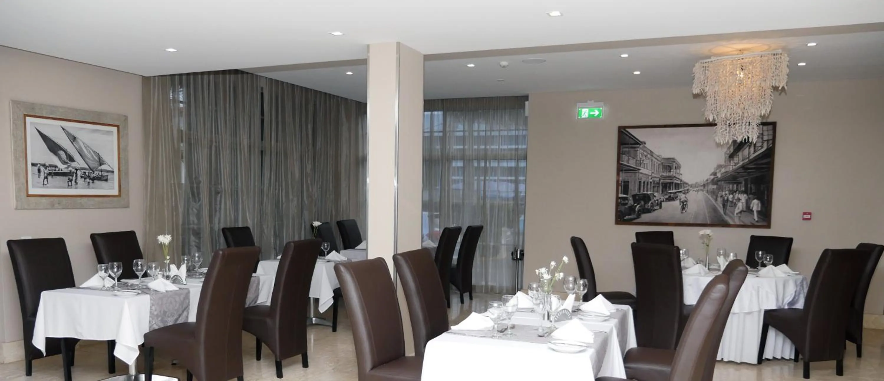 Restaurant/places to eat in Afrin Prestige Hotel