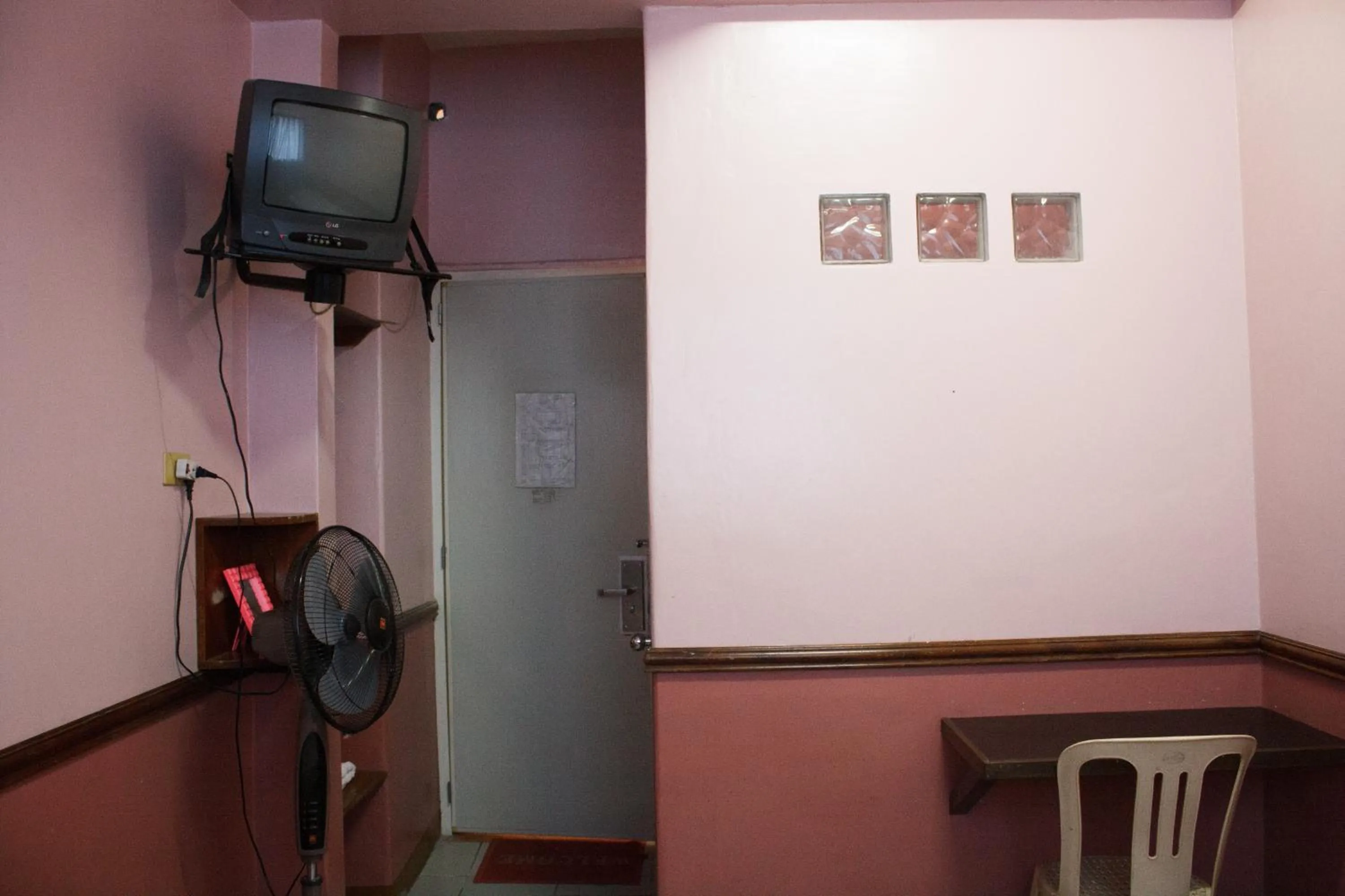 TV and multimedia in GV Hotel - Maasin