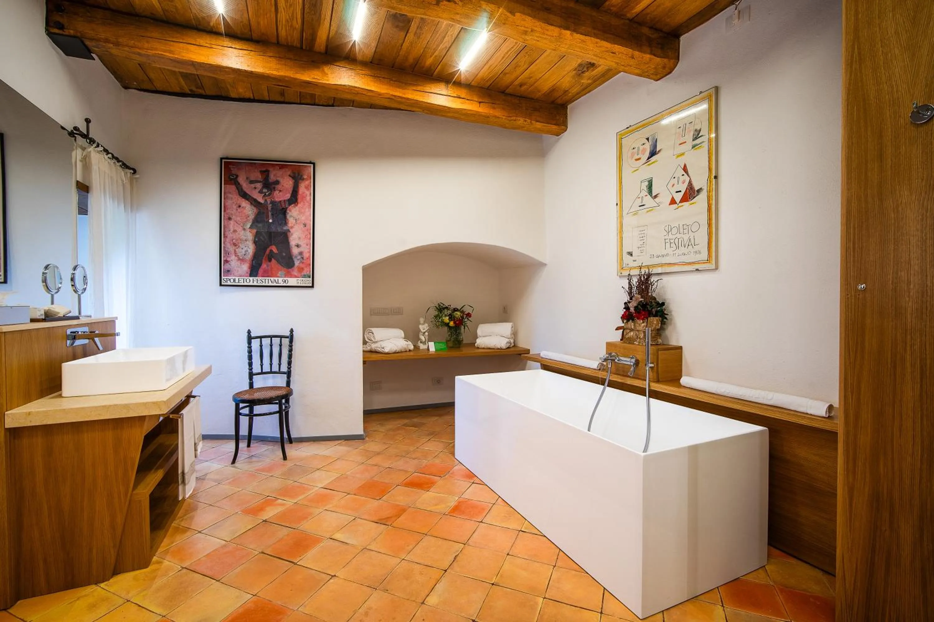 Bathroom in Castello Di Postignano Relais