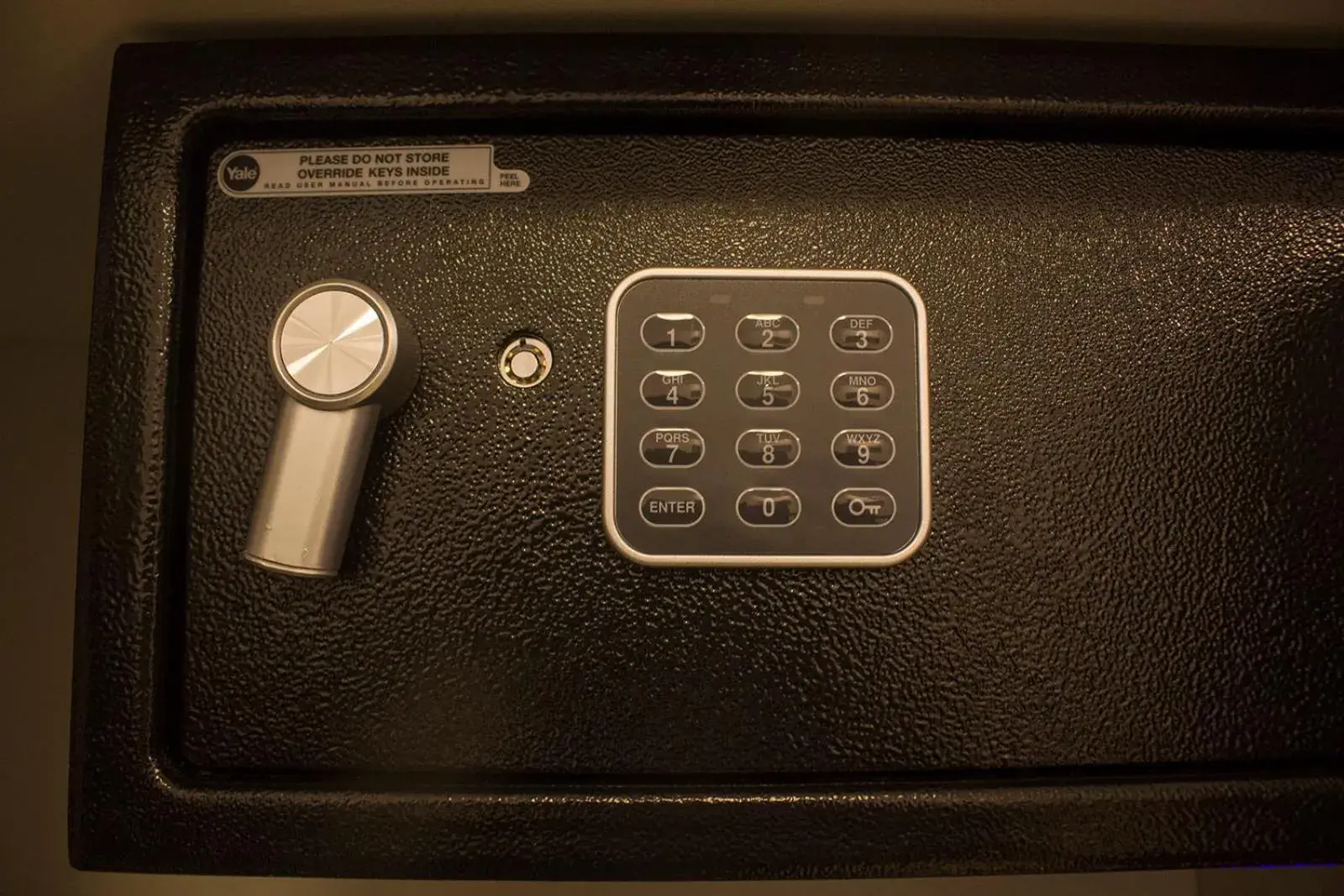 Deluxe Double Room in Plaza Mayor Lima Deluxe Double Room in Plaza Mayor Lima