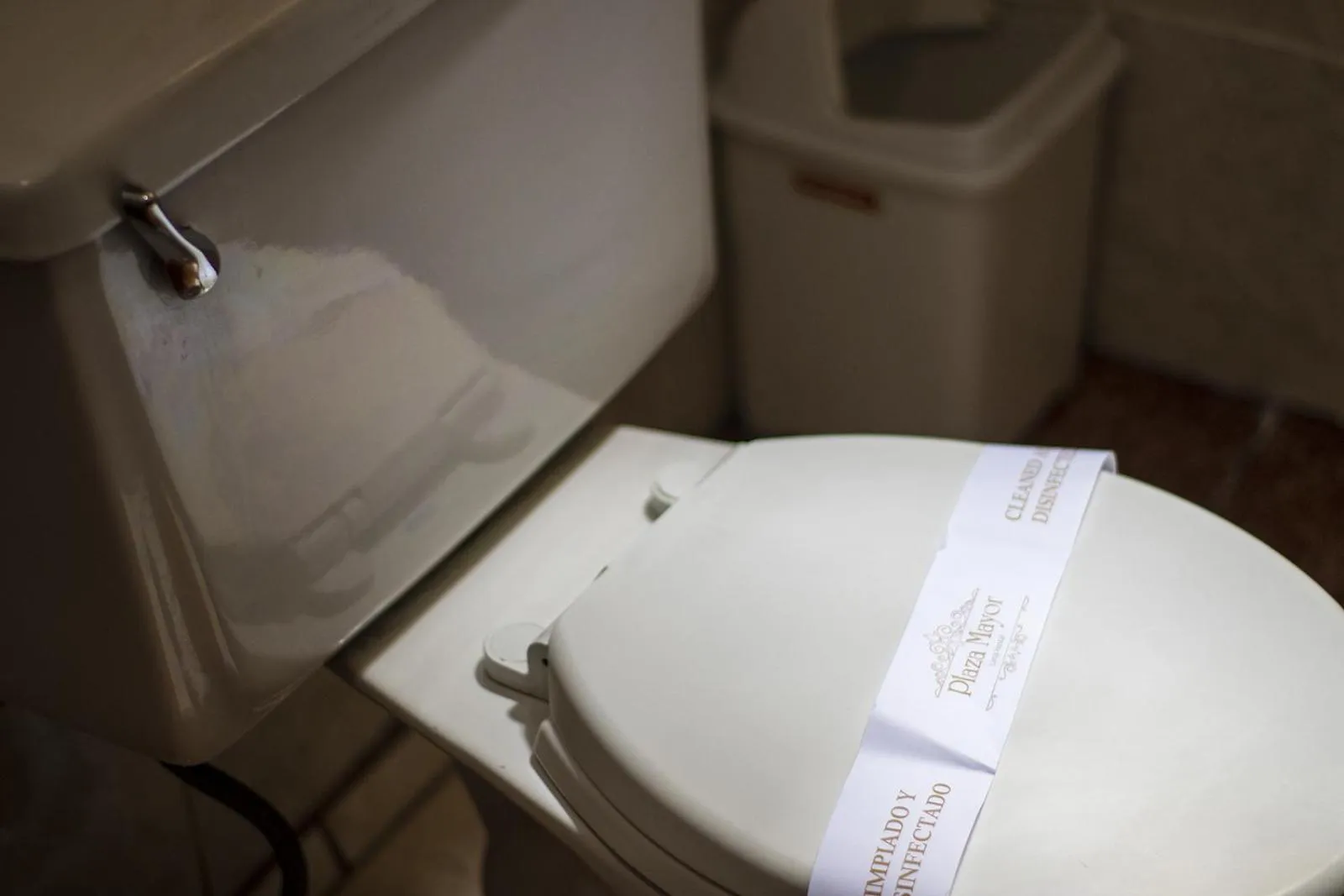 Bathroom in Plaza Mayor Lima