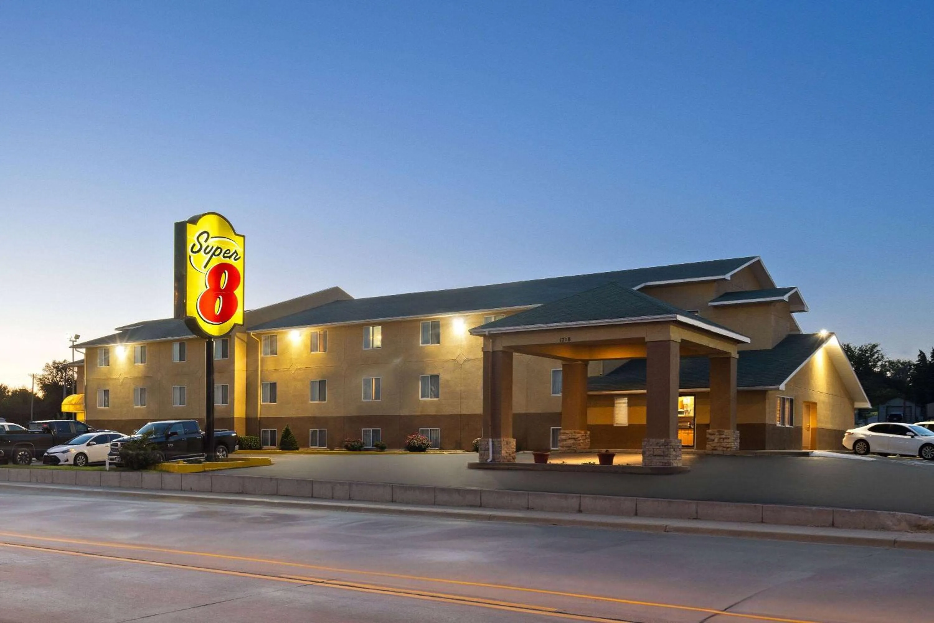 Property building in Super 8 by Wyndham Dodge City
