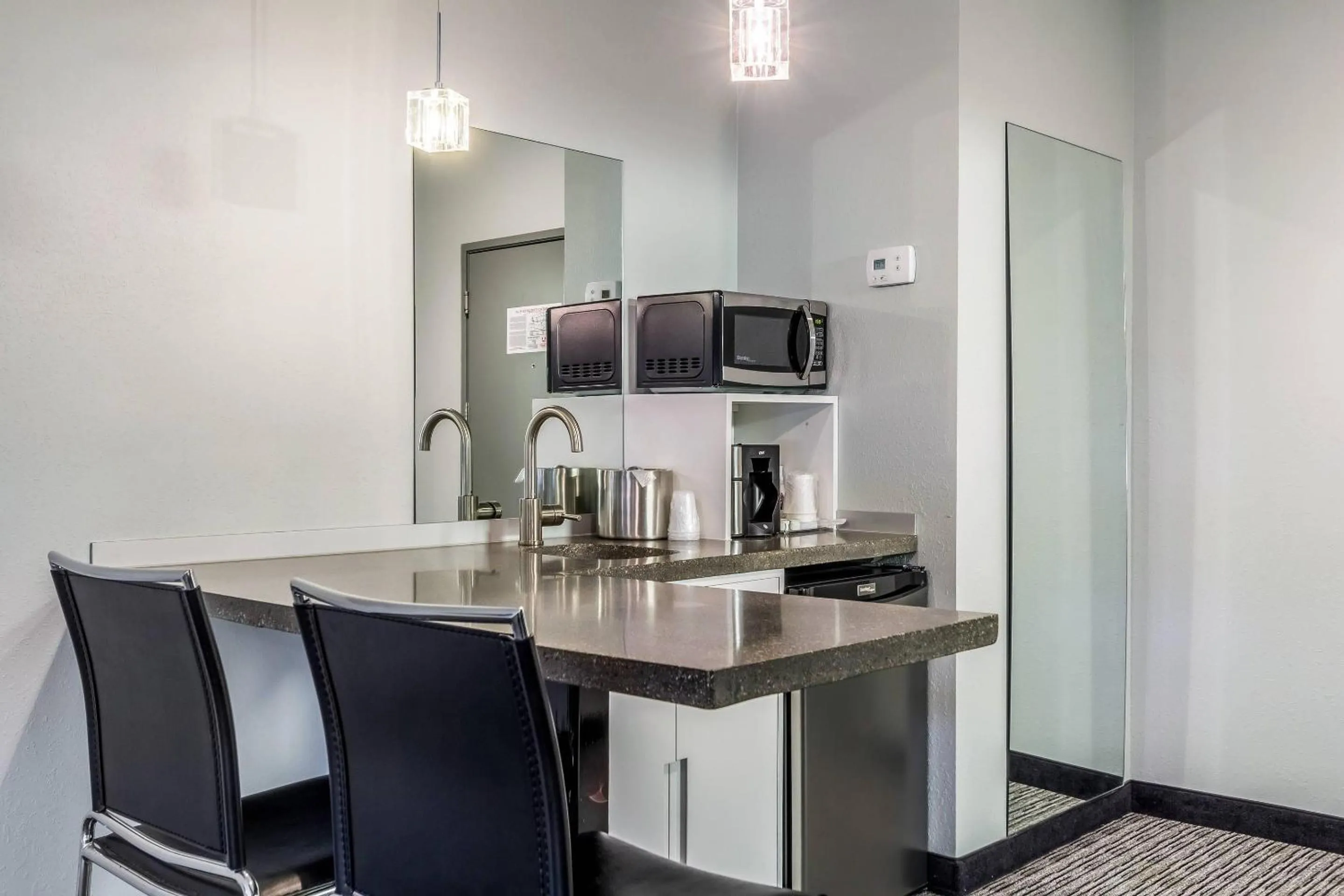 Bedroom in The Wallhouse Hotel, an Ascend Collection Hotel