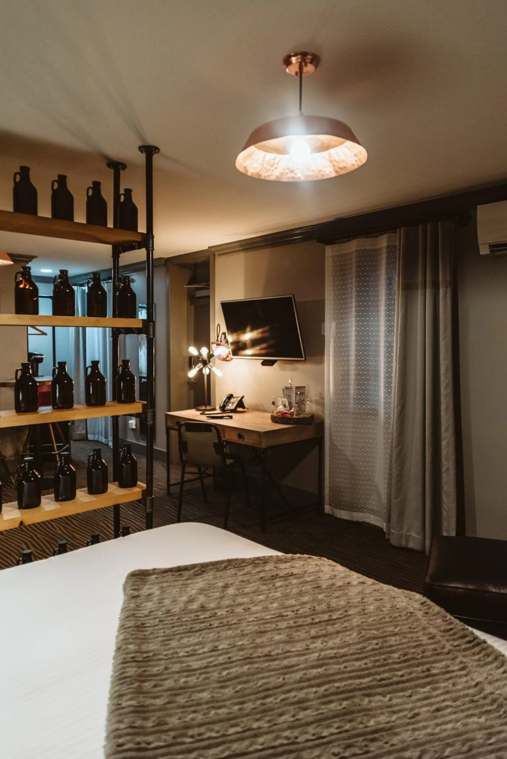 TV and multimedia in The Grove Hotel