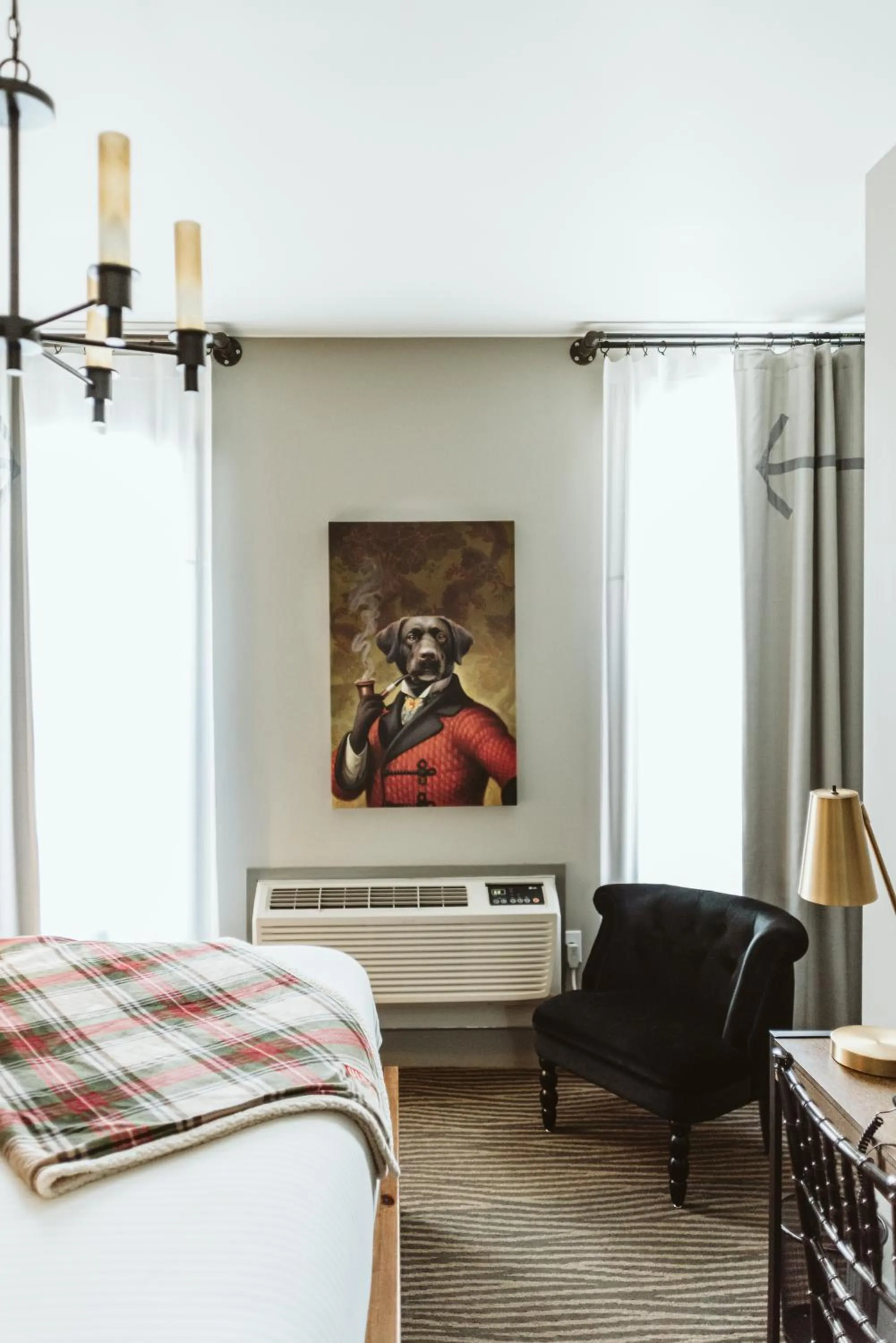 Photo of the whole room in The Grove Hotel