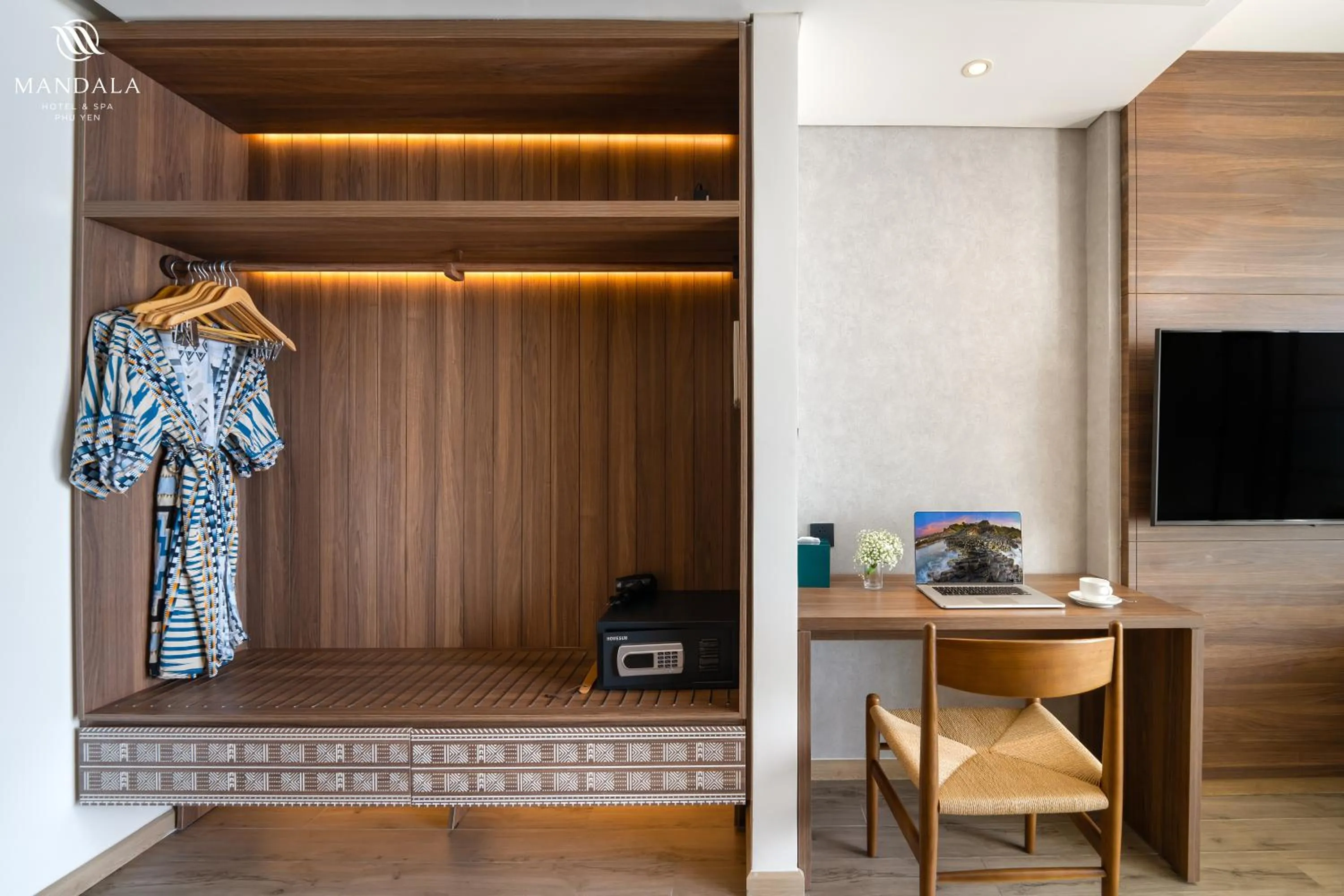 wardrobe in M Continental by Mandala Phu Yen - 24hours Stay