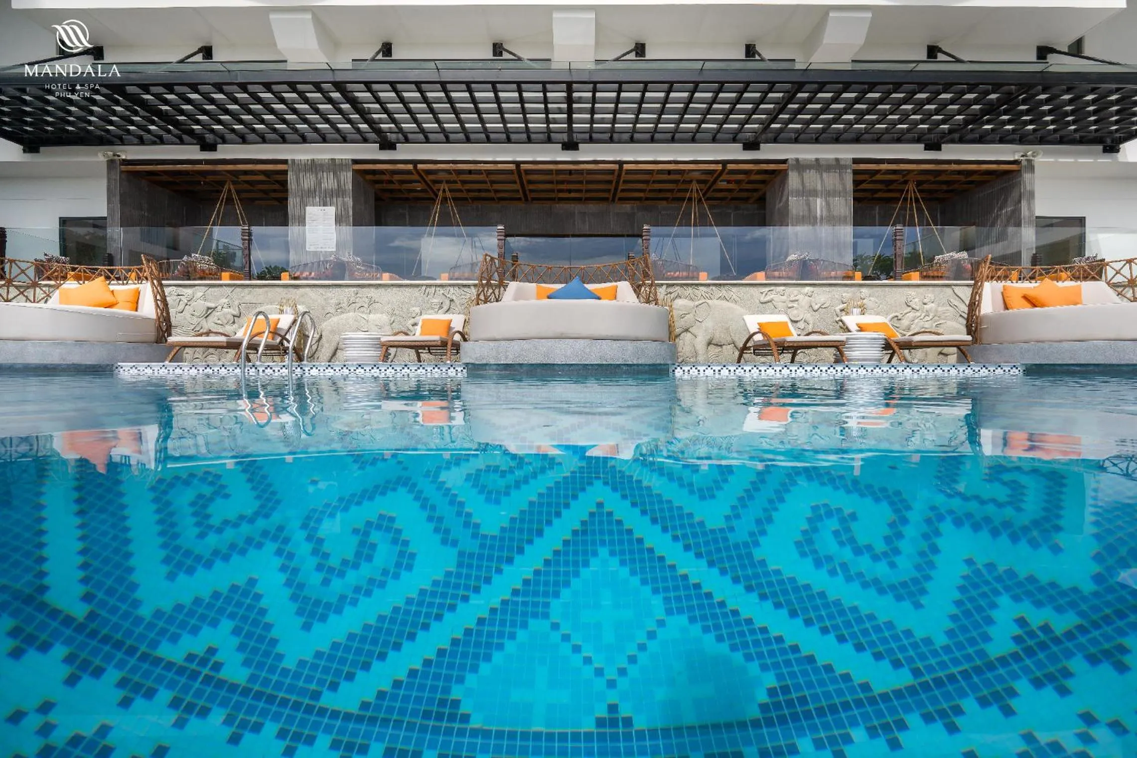 Swimming pool in M Continental by Mandala Phu Yen - 24hours Stay
