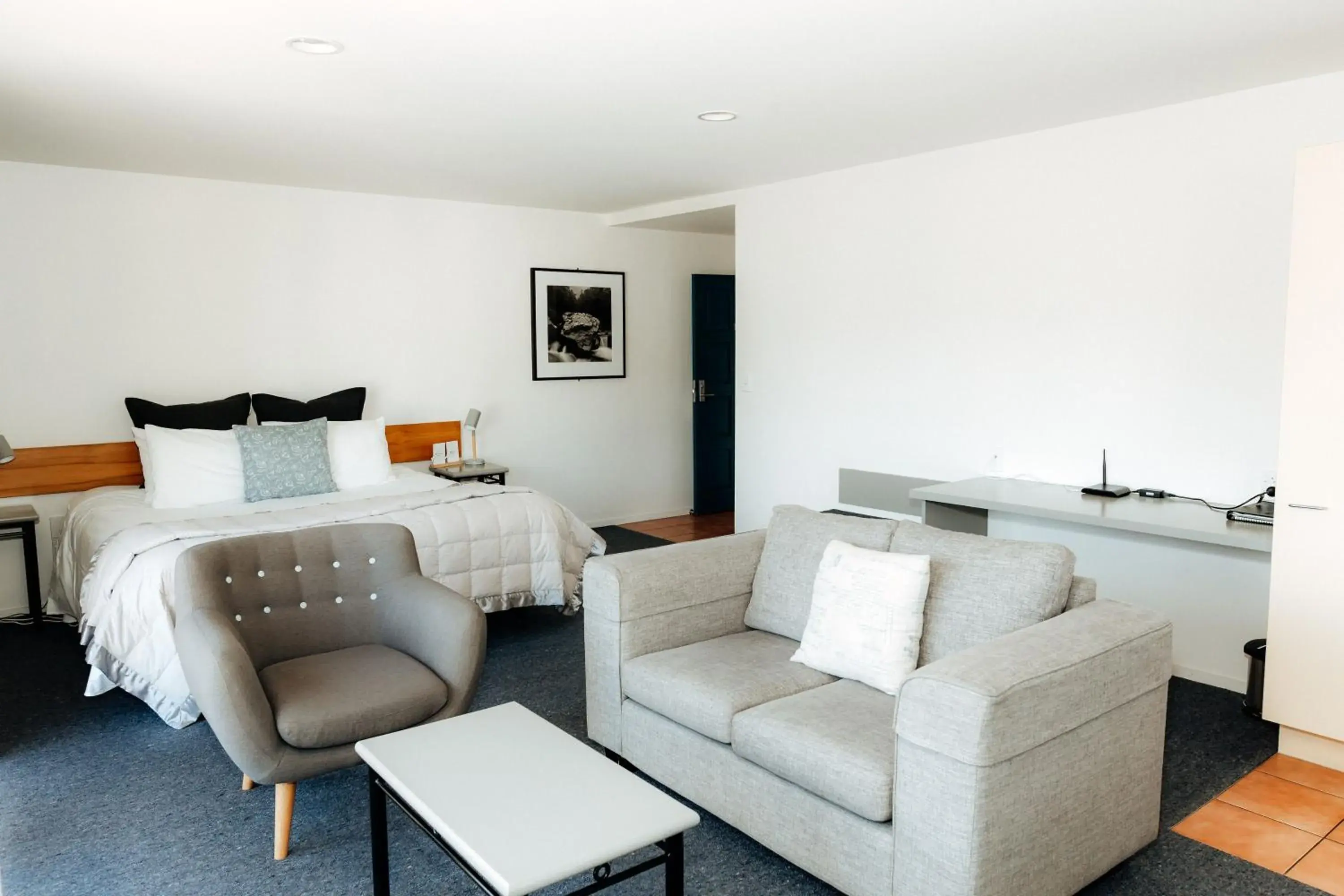 Ground Floor Studio with Sea View in Akaroa Criterion Motel Ground Floor Studio with Sea View in Akaroa Criterion Motel