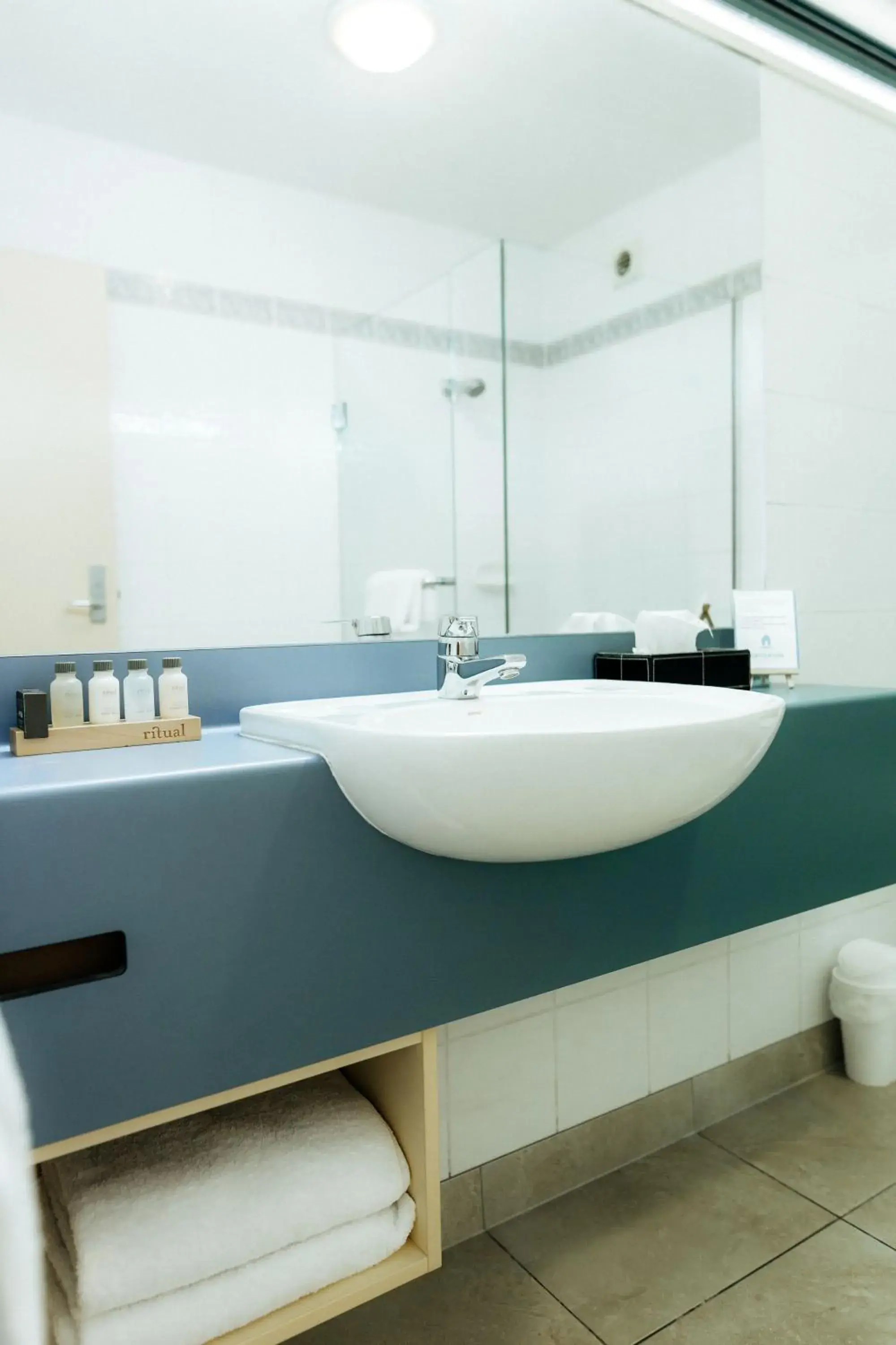 Superior Double Room with Sea View in Akaroa Criterion Motel Superior Double Room with Sea View in Akaroa Criterion Motel