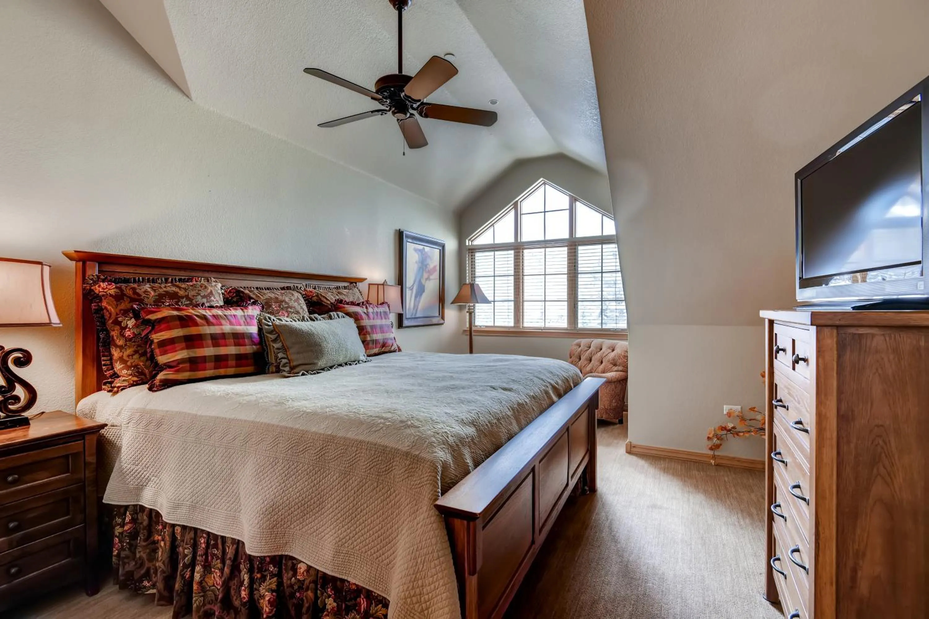 Bed in St James Beaver Creek, A Vail Resorts Property