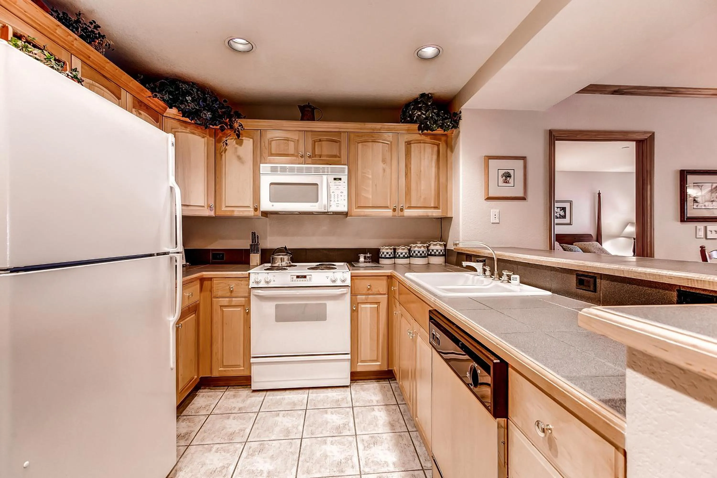 Kitchen or kitchenette in St James Beaver Creek, A Vail Resorts Property