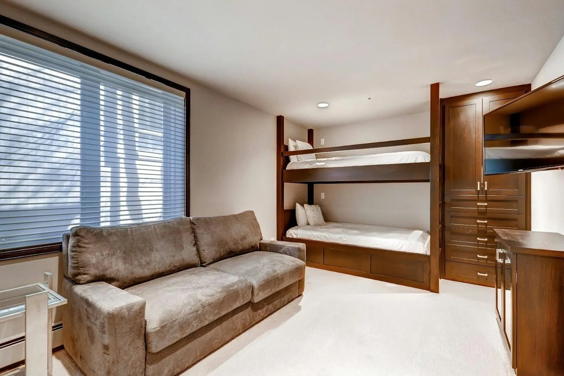 Bedroom, Bed in The Pines Lodge, a RockResort, by Vail Resorts