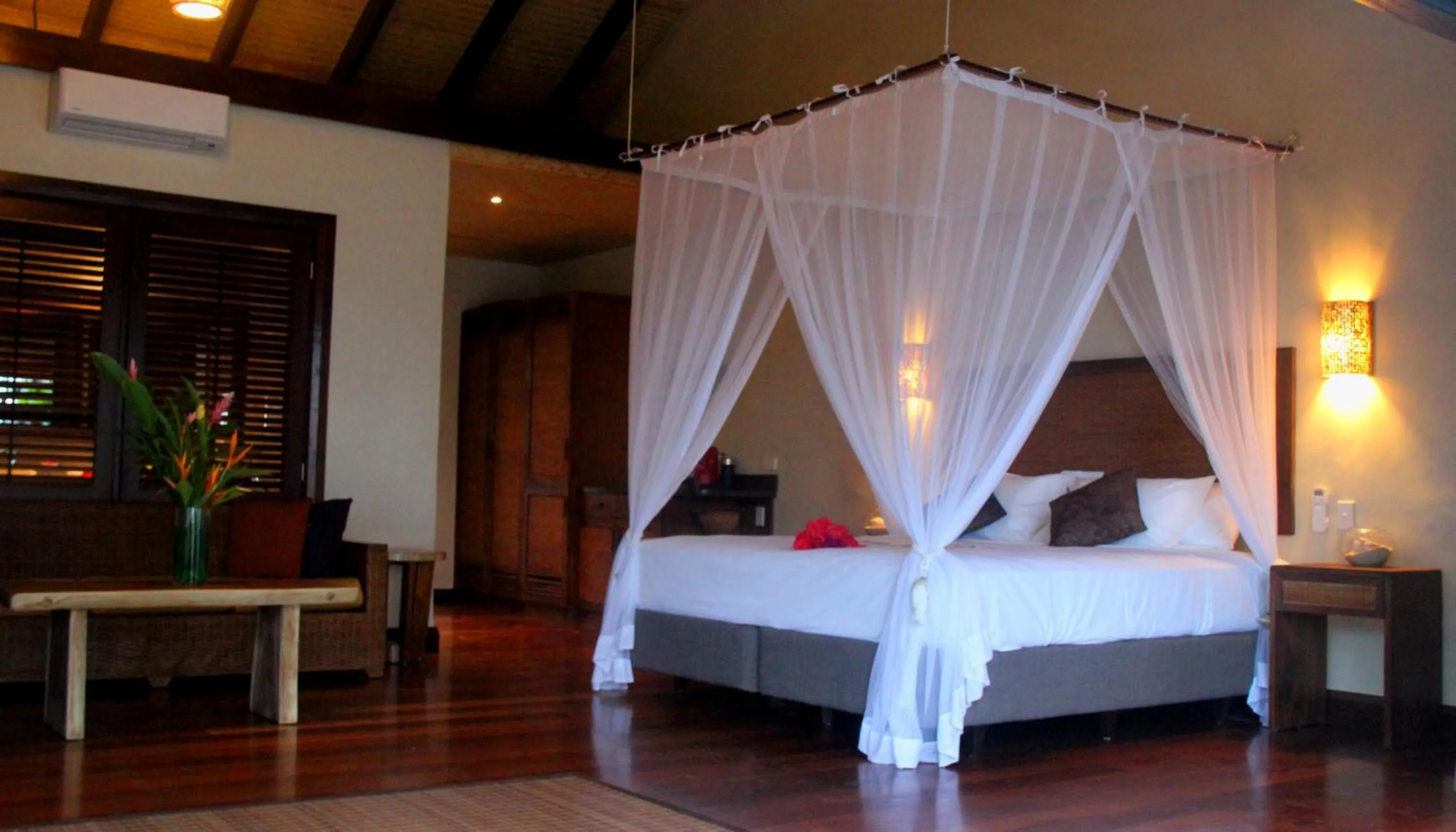 Living room, Bed in Nautilus Resort