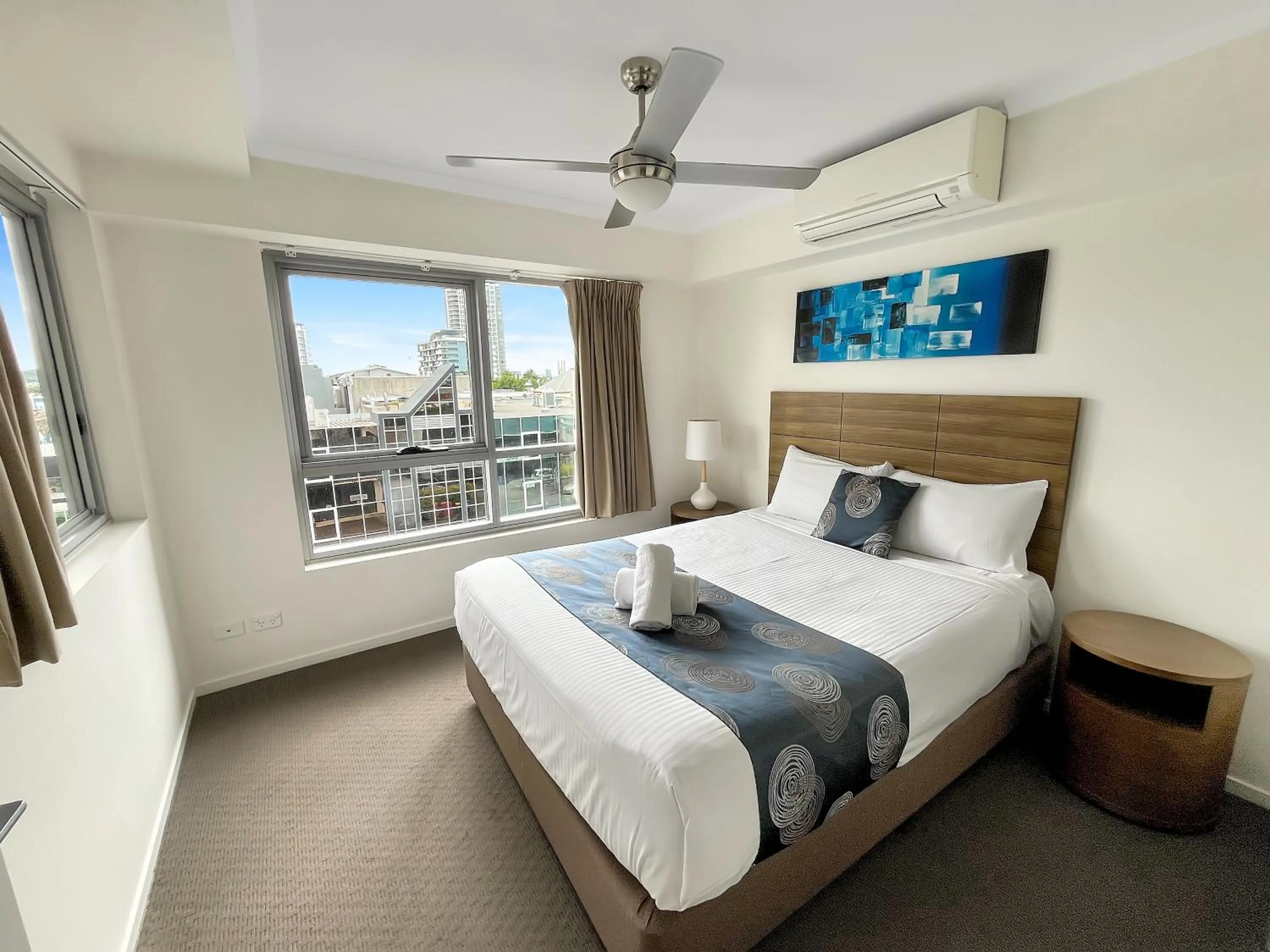 Bedroom, Bed in Direct Collective - Pavilion and Governor on Brookes